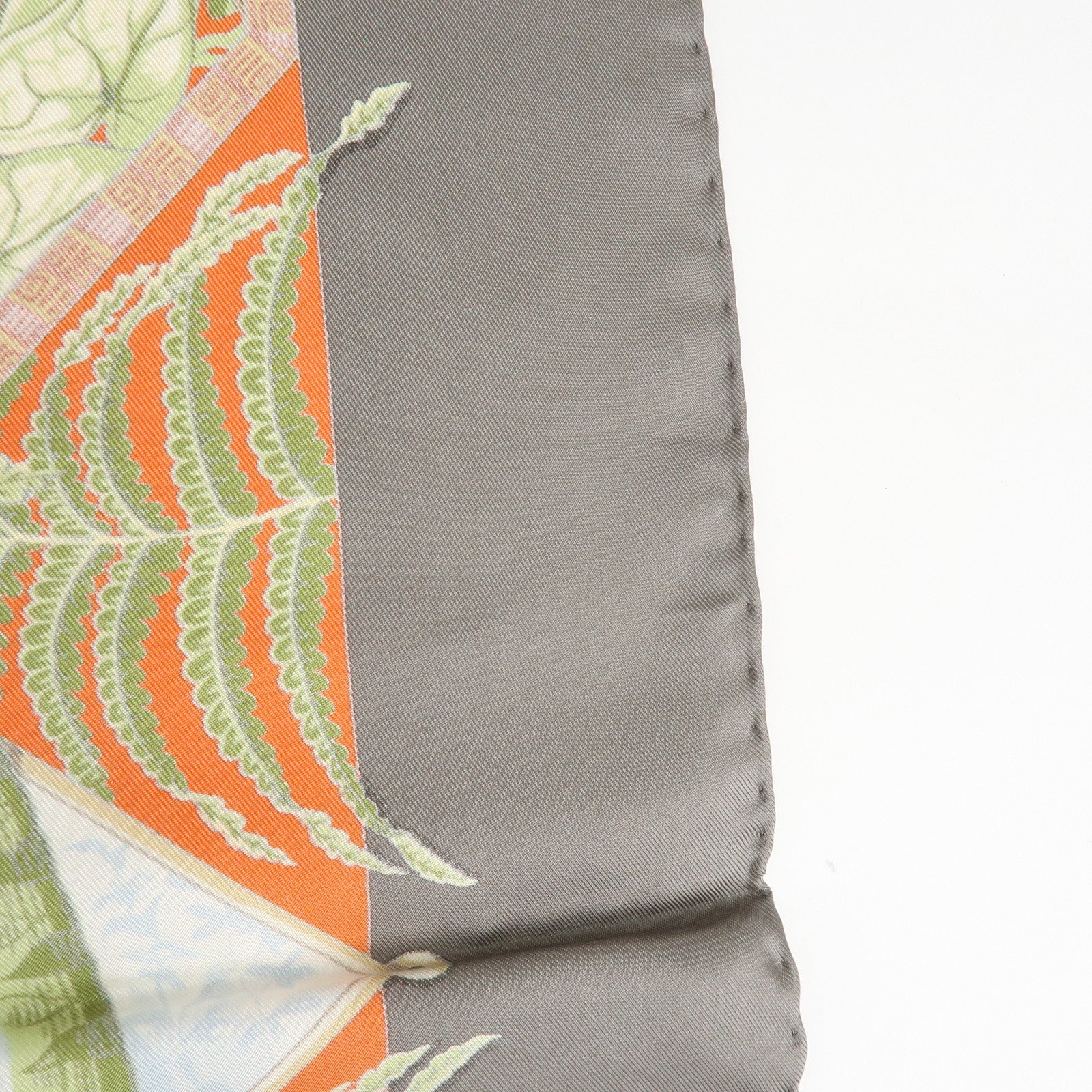 HERMES Silk 100% Carre 90 ALOHA Beige White Gray Used