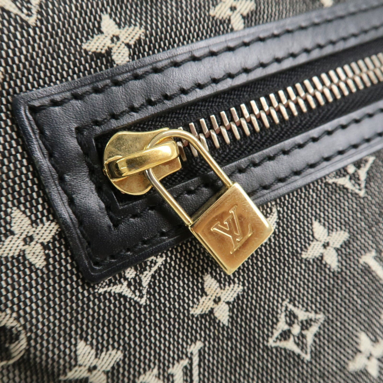 Louis Vuitton Monogram Mini Pochette Catrine Noir M92334 Used