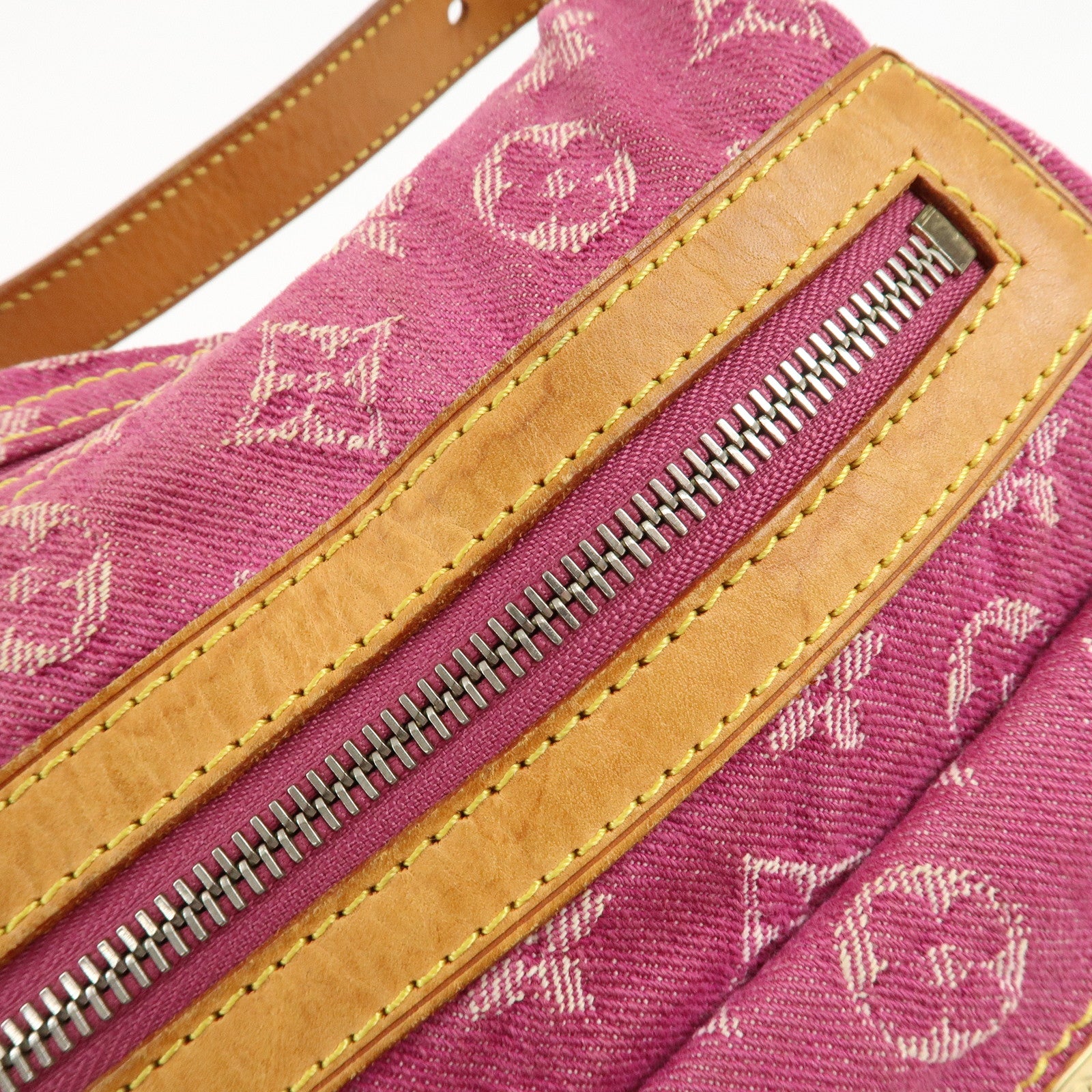 Louis Vuitton Monogram Denim Baggy PM Shoulder Bag Fuchsia M95212 Used