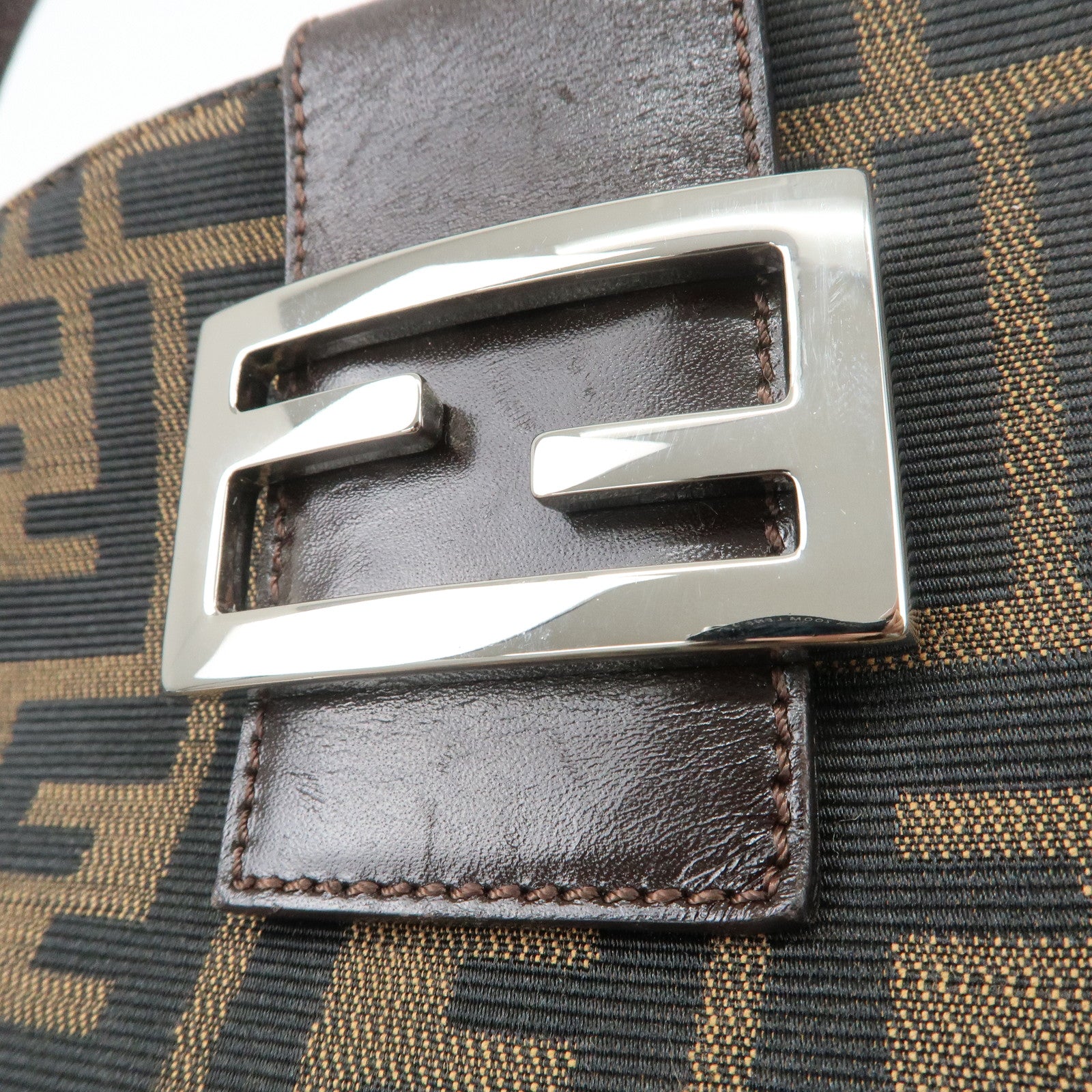 FENDI Zucca Canvas Leather Semi-Shoulder Bag Brown Black 26725 Used