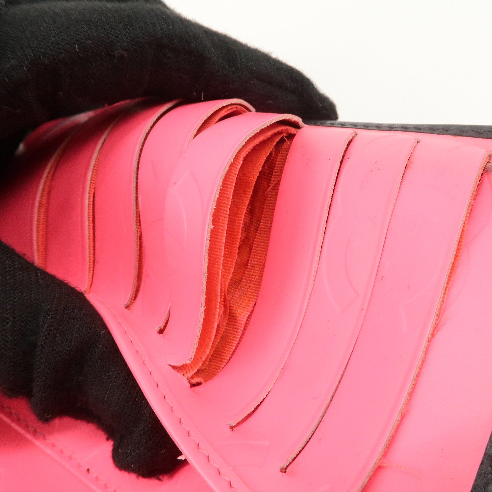 CHANEL Cambon Line Patent Leather Bi-fold Wallet Black A26717 Used