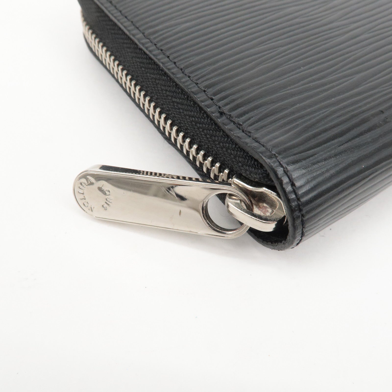 Louis Vuitton Epi Zippy Wallet Zip Around Wallet Noir M61857 Used
