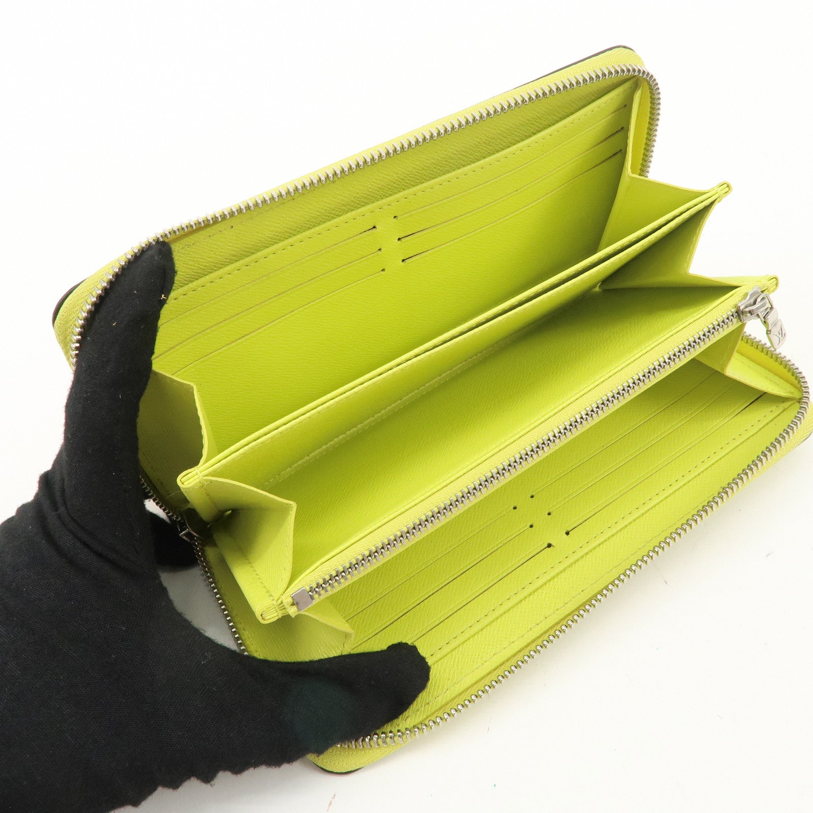 Louis Vuitton Epi Zippy Wallet Long Wallet Pistache M60436 Used