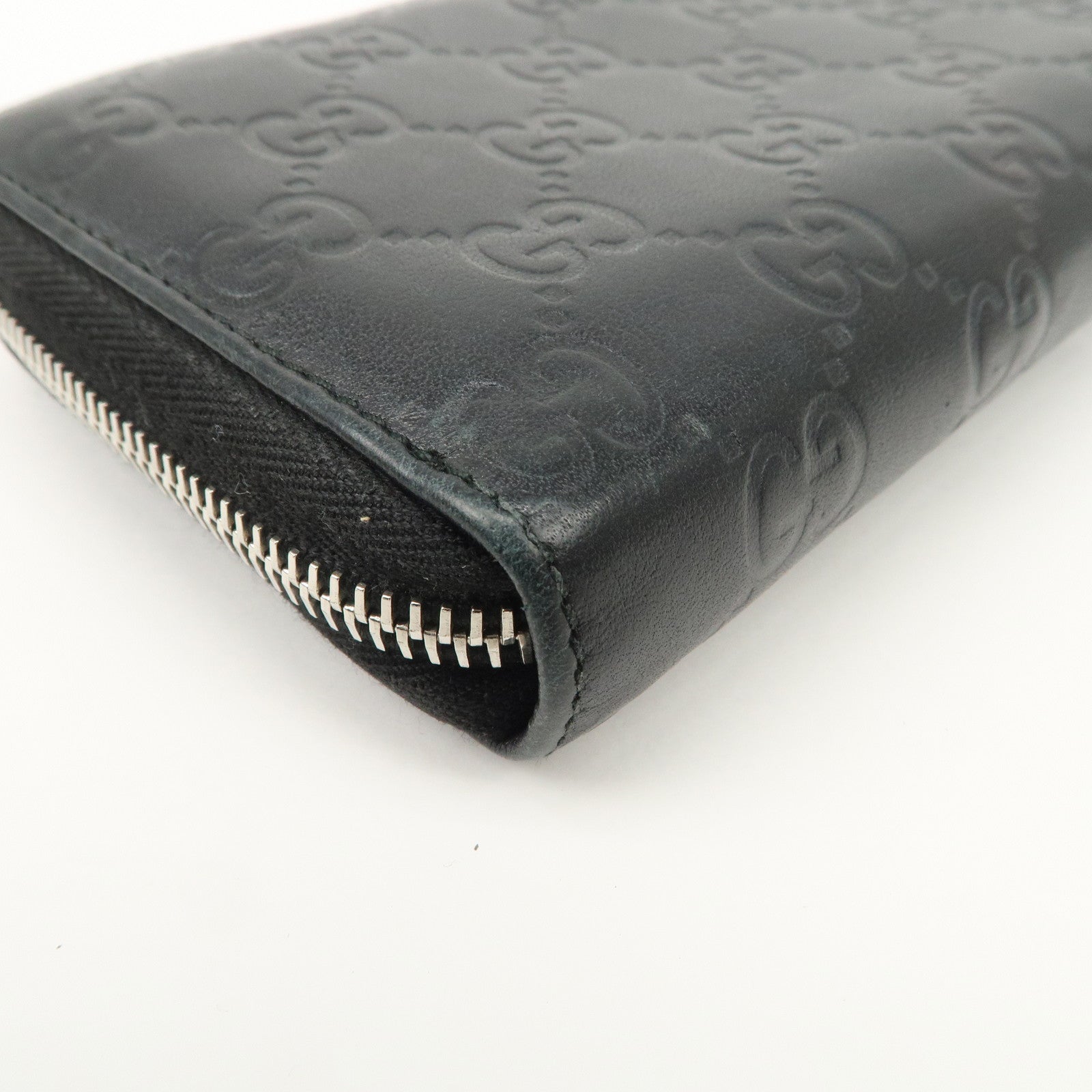 GUCCI Interlocking G Guccissima Leather Zippy Long Wallet 233025