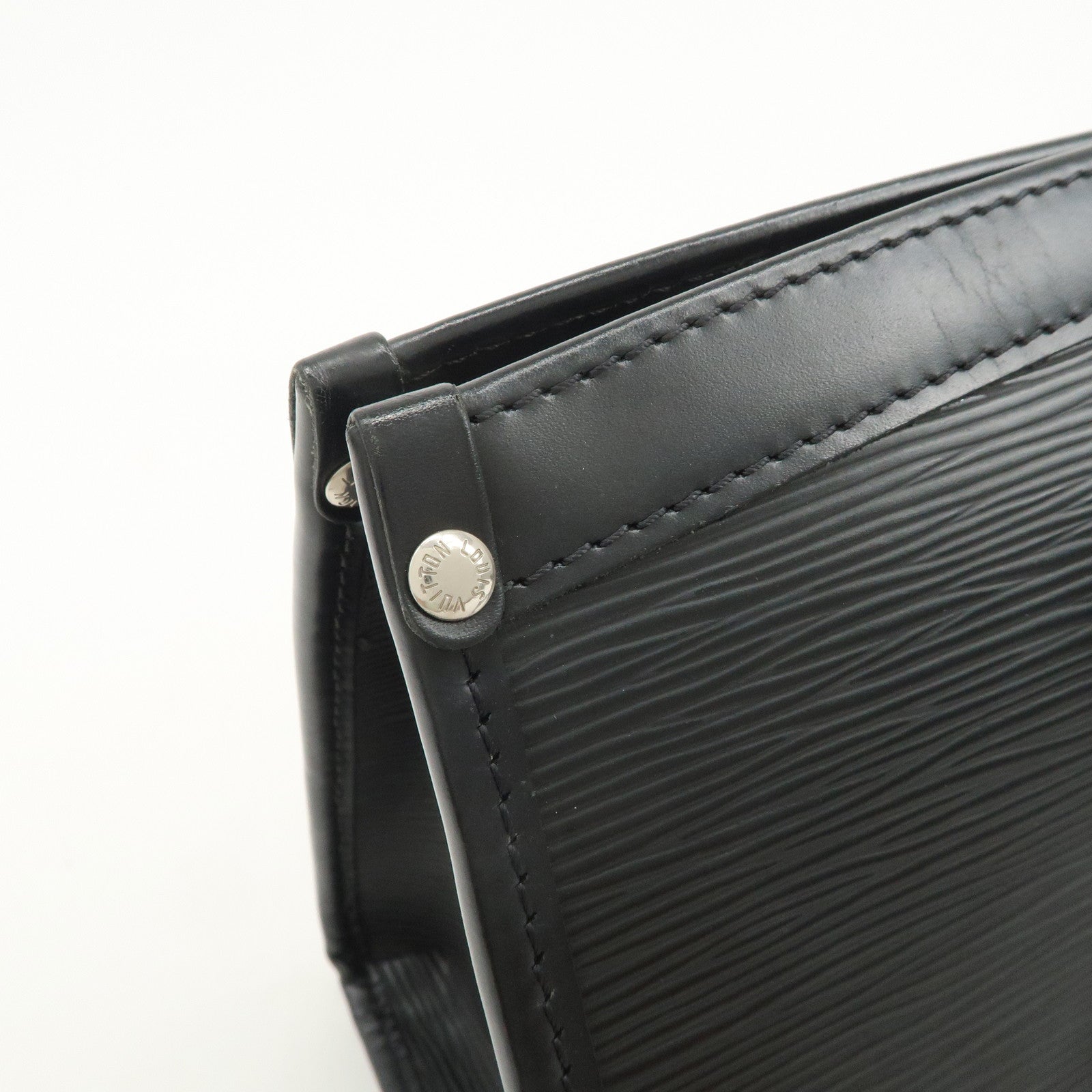 Louis Vuitton Epi Leather Madeleine PM Hand Bag Noir Black M59332