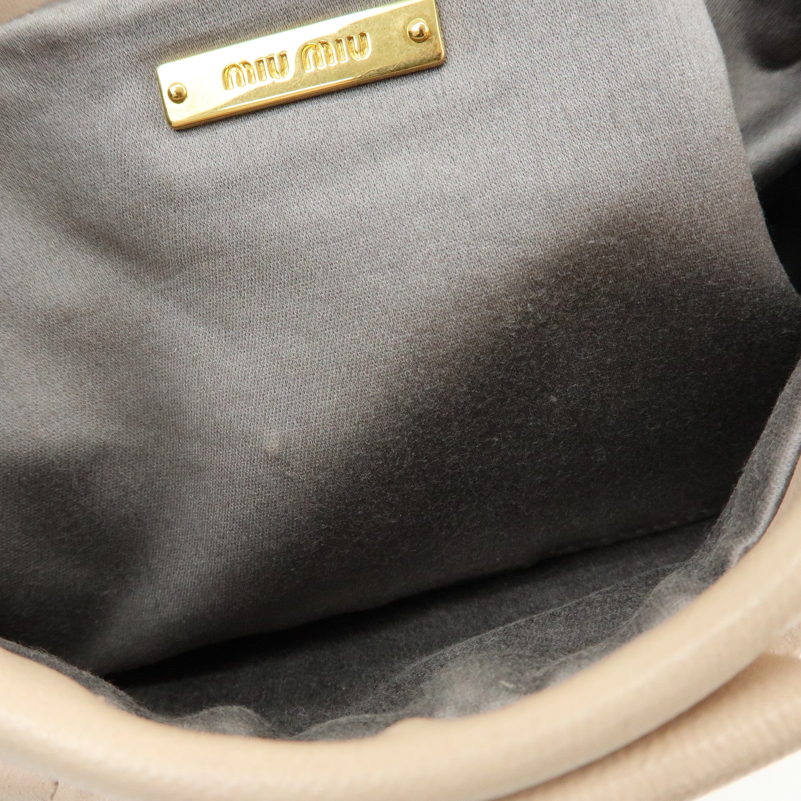 MIU MIU Matelasse Nappa Leather Clutch Bag Flat Pouch Beige RP0390