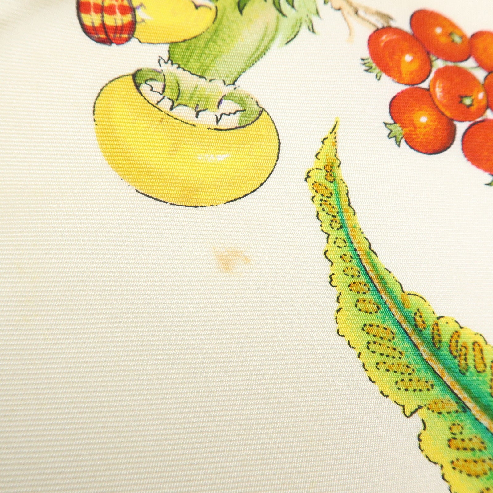 GUCCI Silk 100% Scarf Botanical Garden Mastard Yellow White
