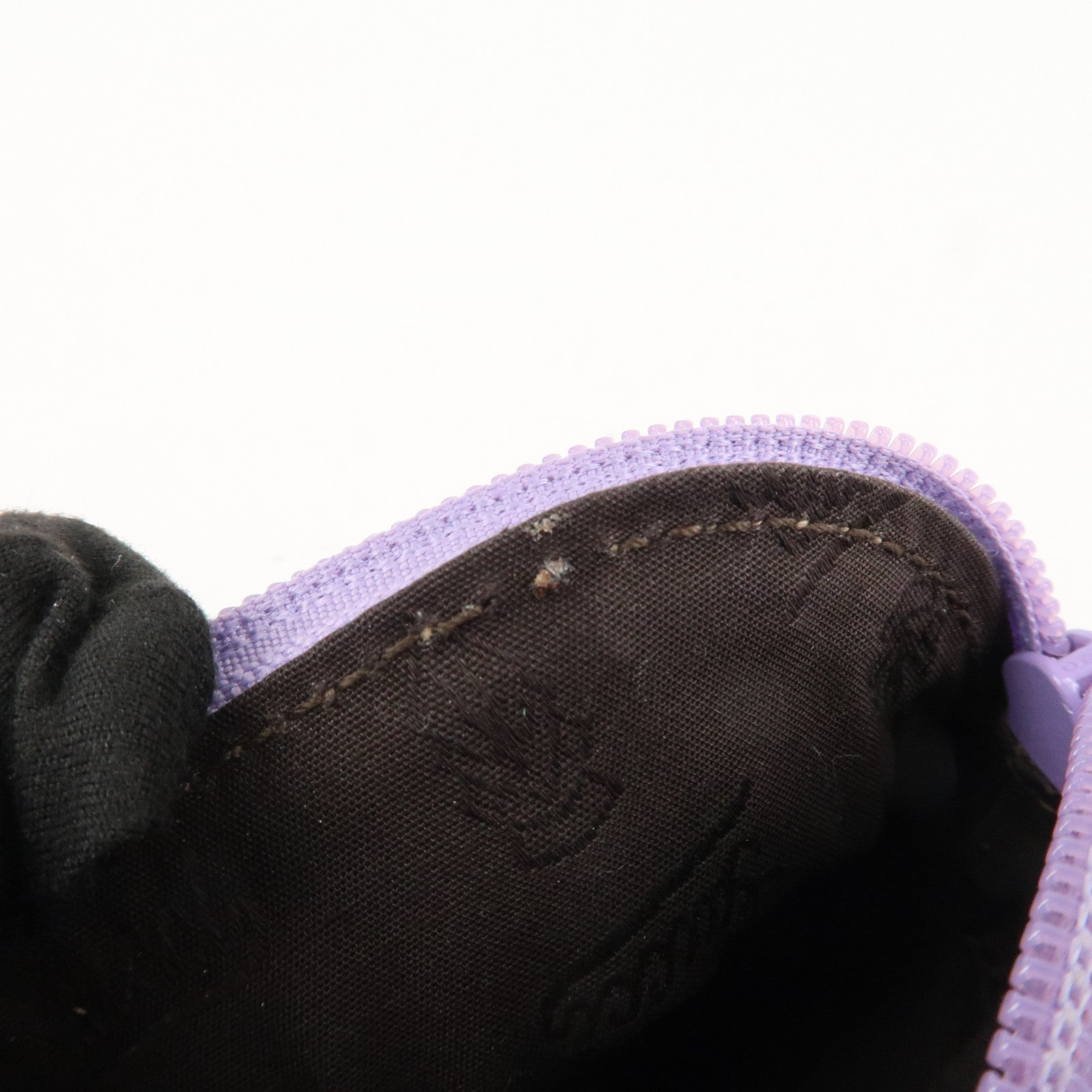 GUCCI Guccissima Leather Cosmetic Pouch Purple 272367 Used