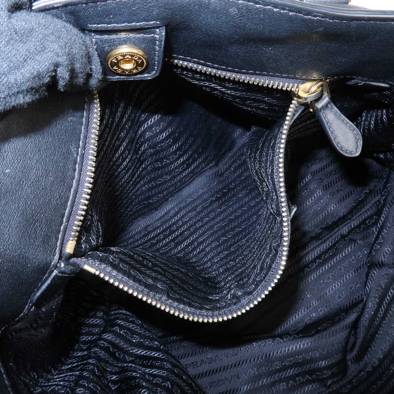 PRADA Logo Calf Leather 2Way Tote Bag Hand Bag Black Gold HDW BN1902 Used