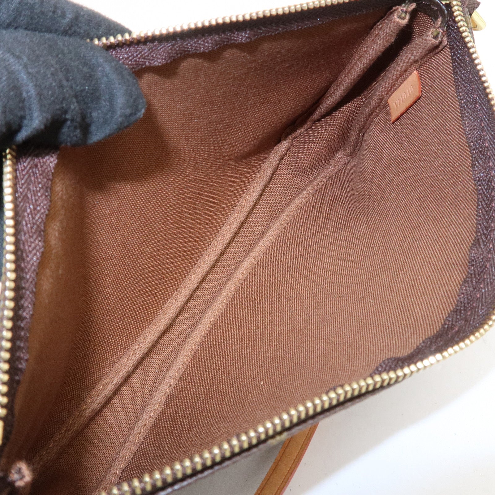 Louis Vuitton Monogram Pochette Accessoires Pouch Hand Bag M51980