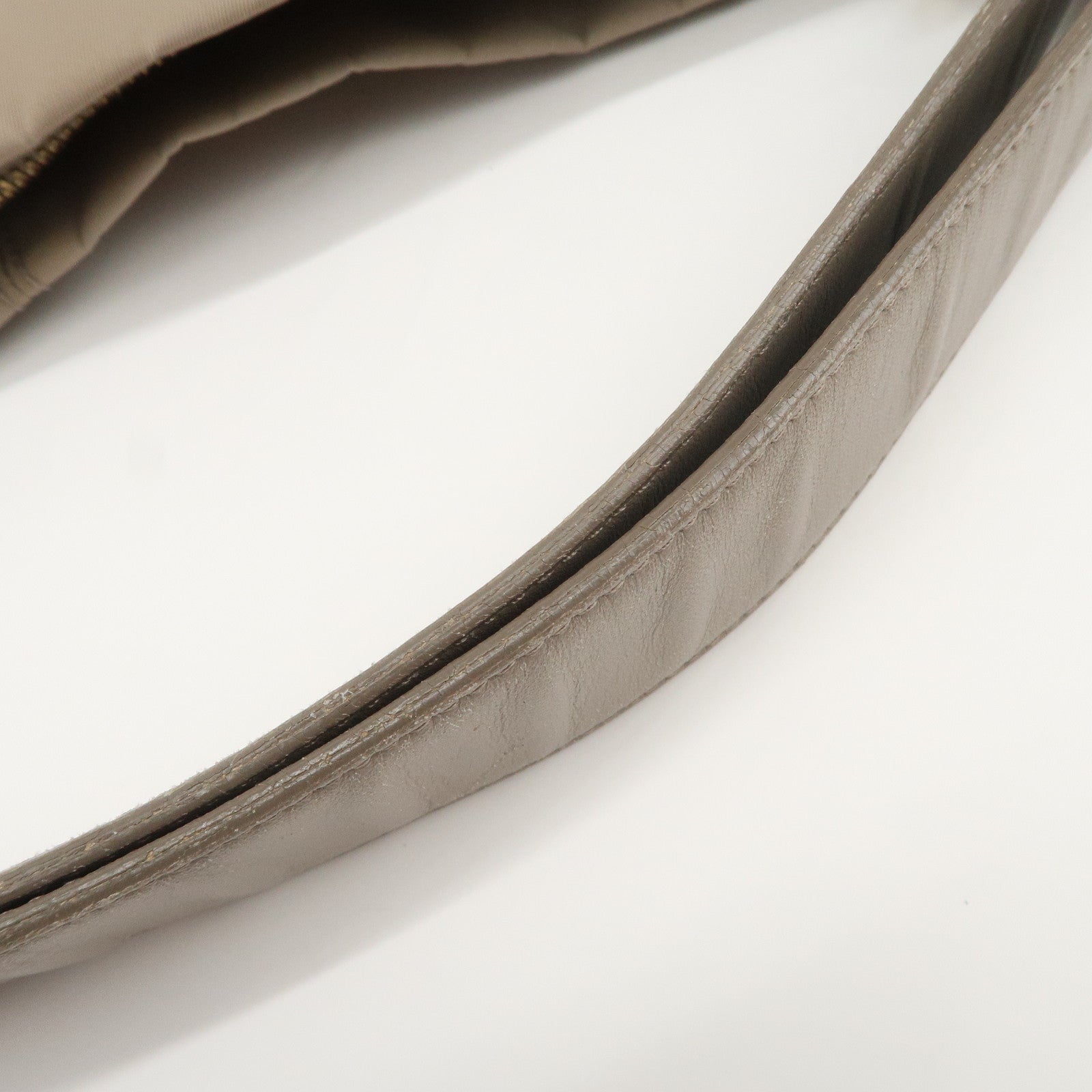 Ferragamo Vara Ribbon Nylon Leather Shoulder Bag Hand Bag Gray