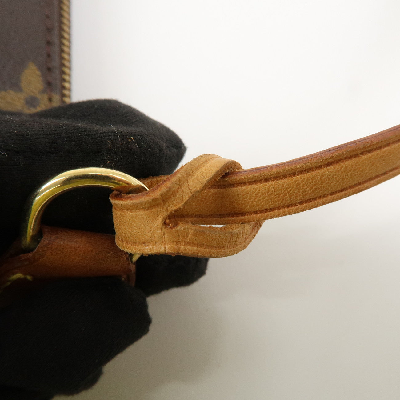 Louis Vuitton Monogram Pochette Accessoires Hand Bag Brown M51980 Used