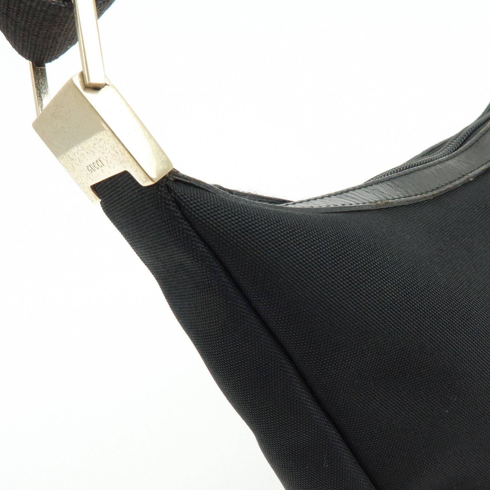 GUCCI Canvas Leather Shoulder Bag Crossbody Bag Black 019・0433