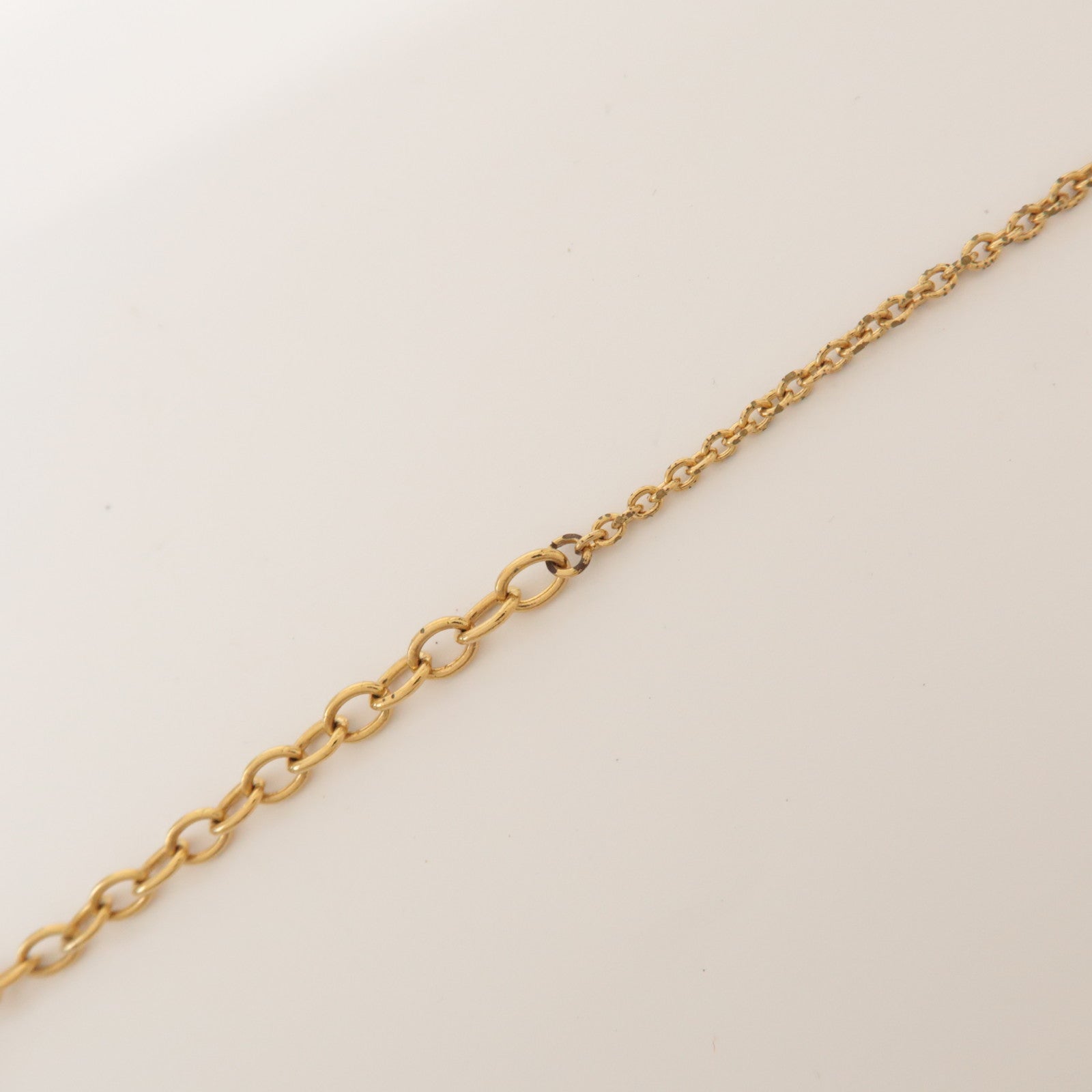 Louis Vuitton Flowerful Necklace LV Circle Metal Gold M68125