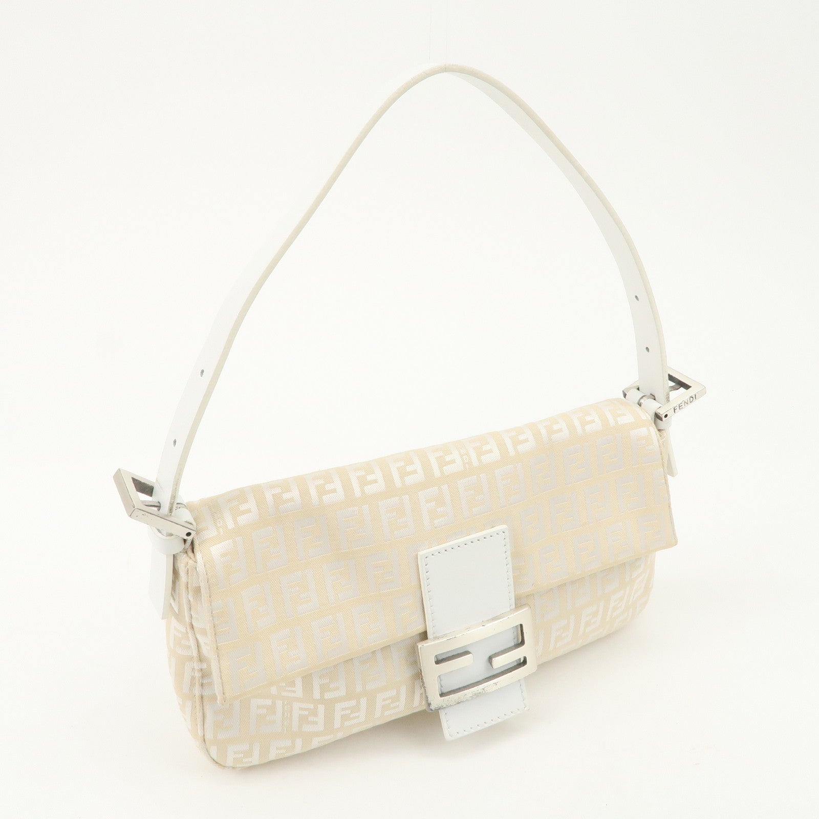 FENDI Mamma Baguette Zucchino Leather Shoulder Bag White 8BR000