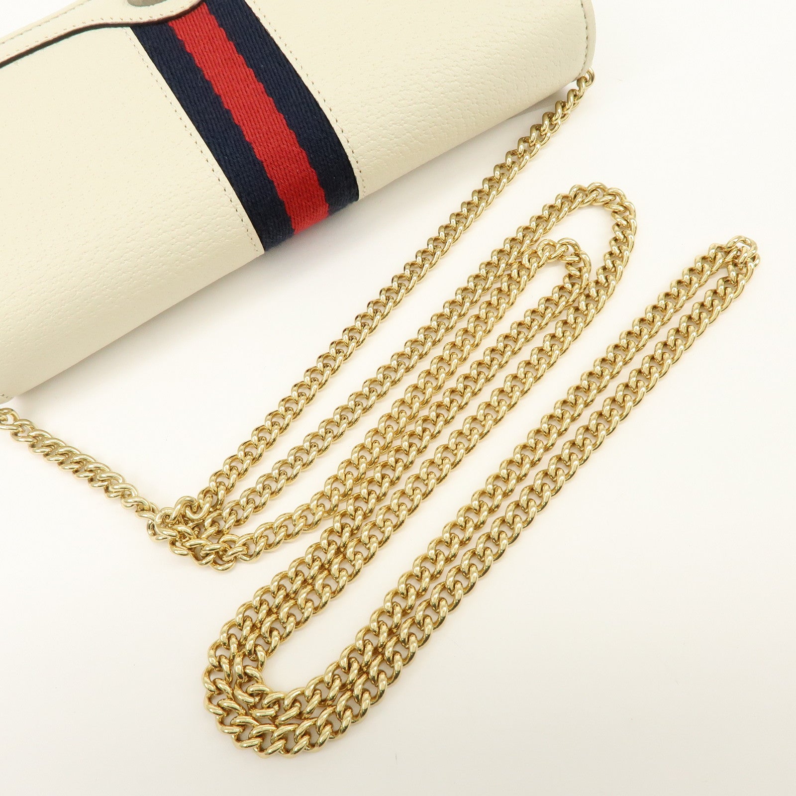 GUCCI Sherry GG Marmont Leather Chain Wallet Ivory 546592