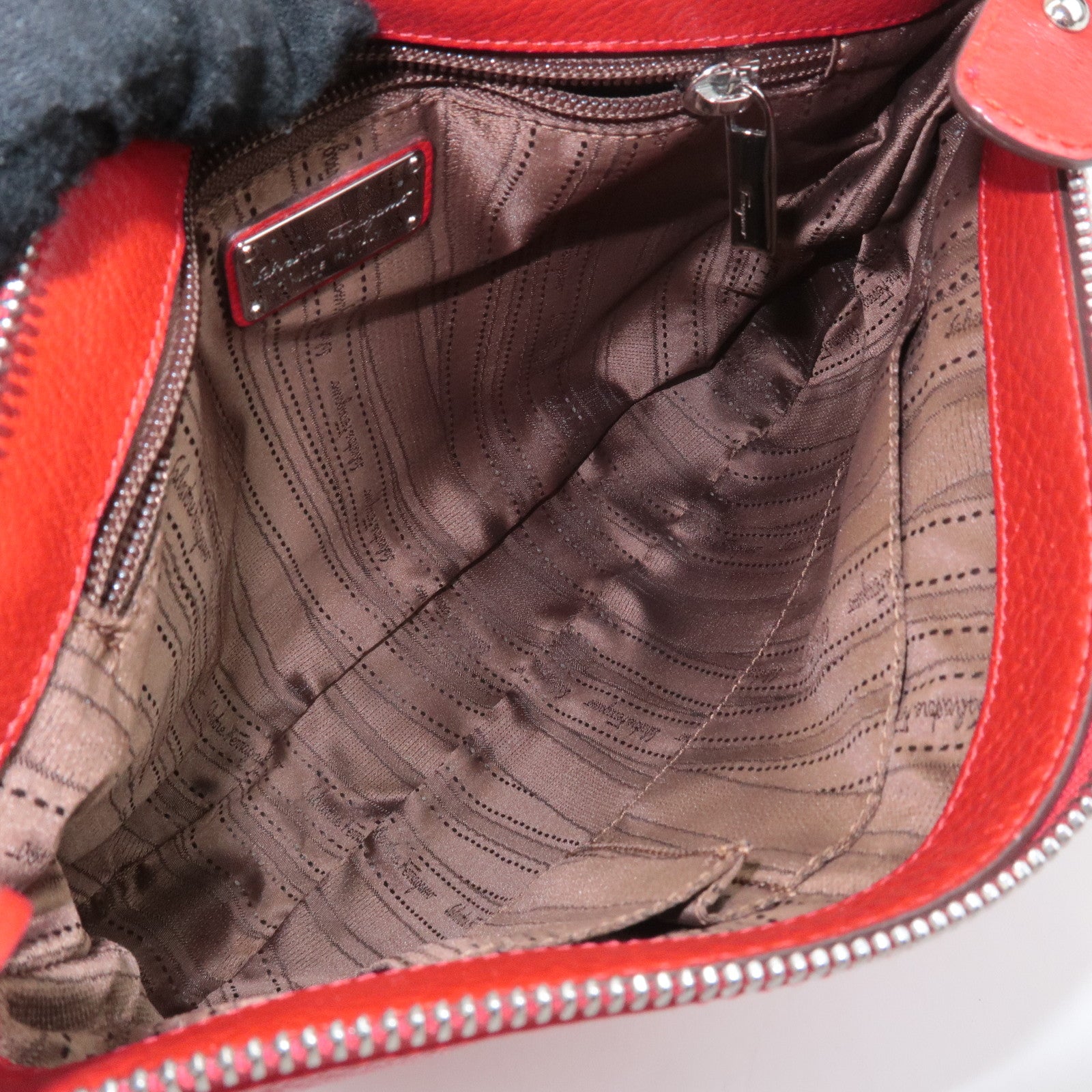 Ferragamo Gancini Leather Shoulder Bag Ferragamo Red Used