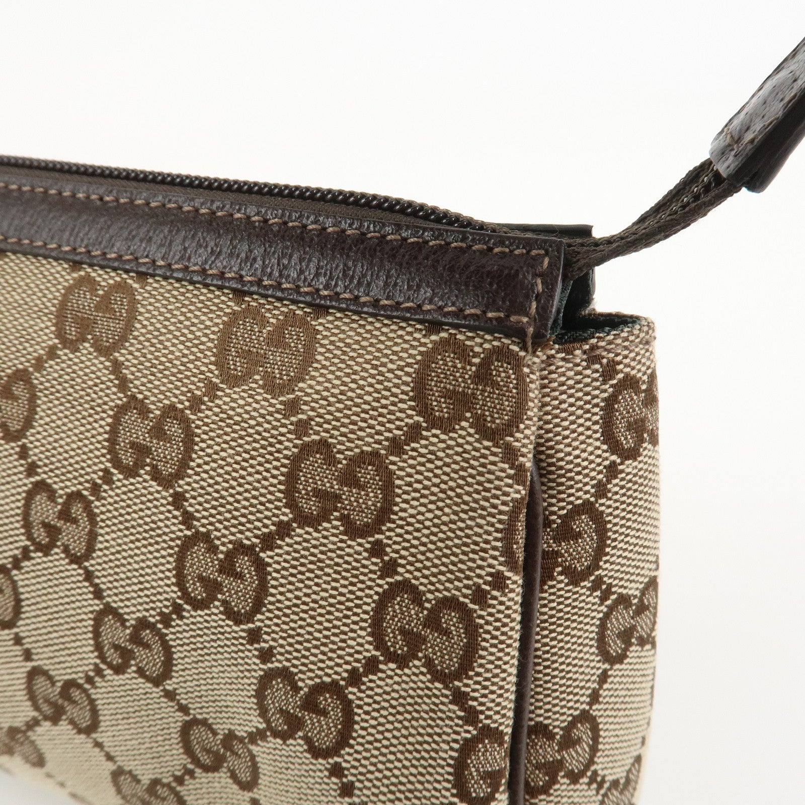 GUCCI GG Canvas Leather Accessory Pouch Hand Bag Brown 145750