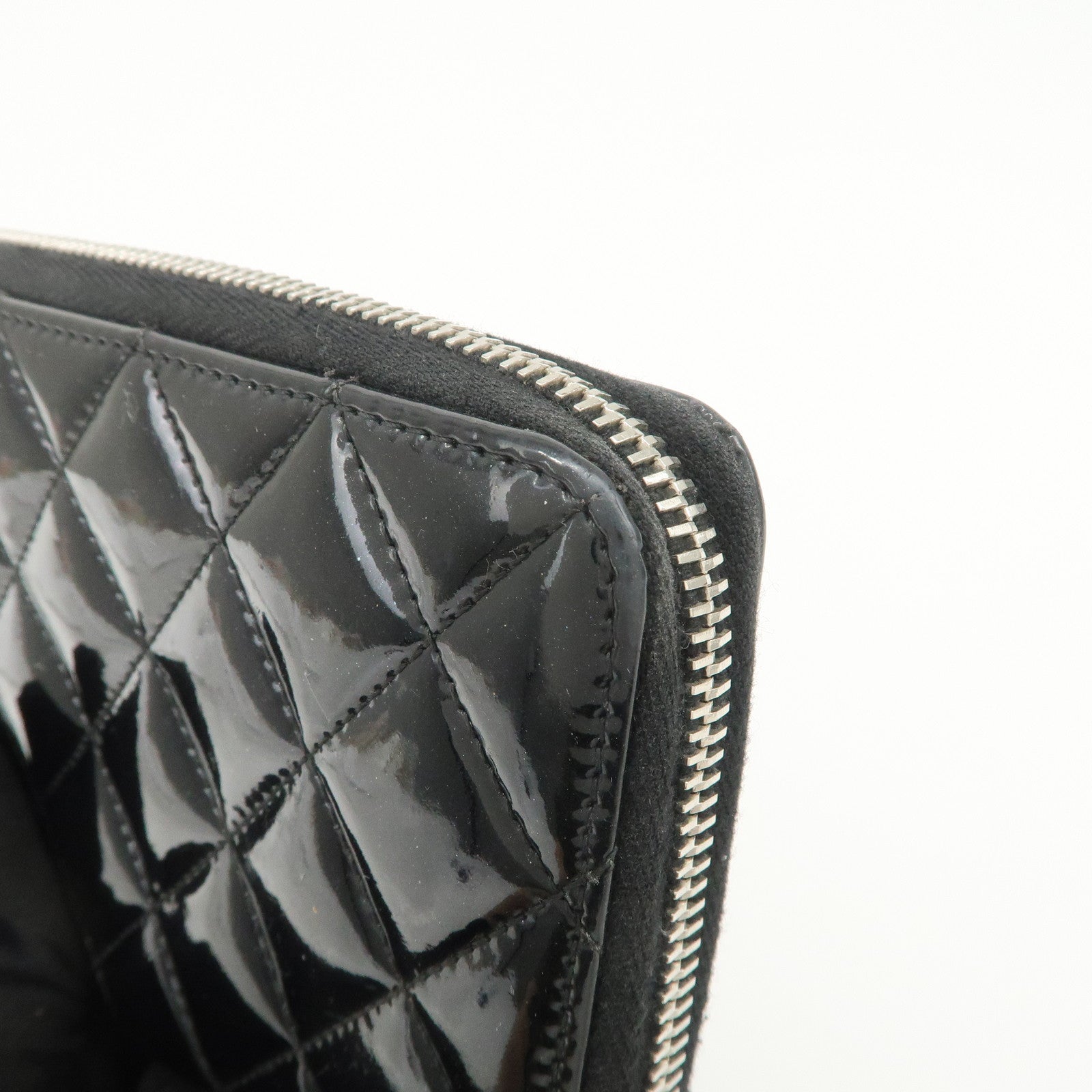 CHANEL COCO Mark Brilliant Matelasse Zippy Long Wallet Black A50106