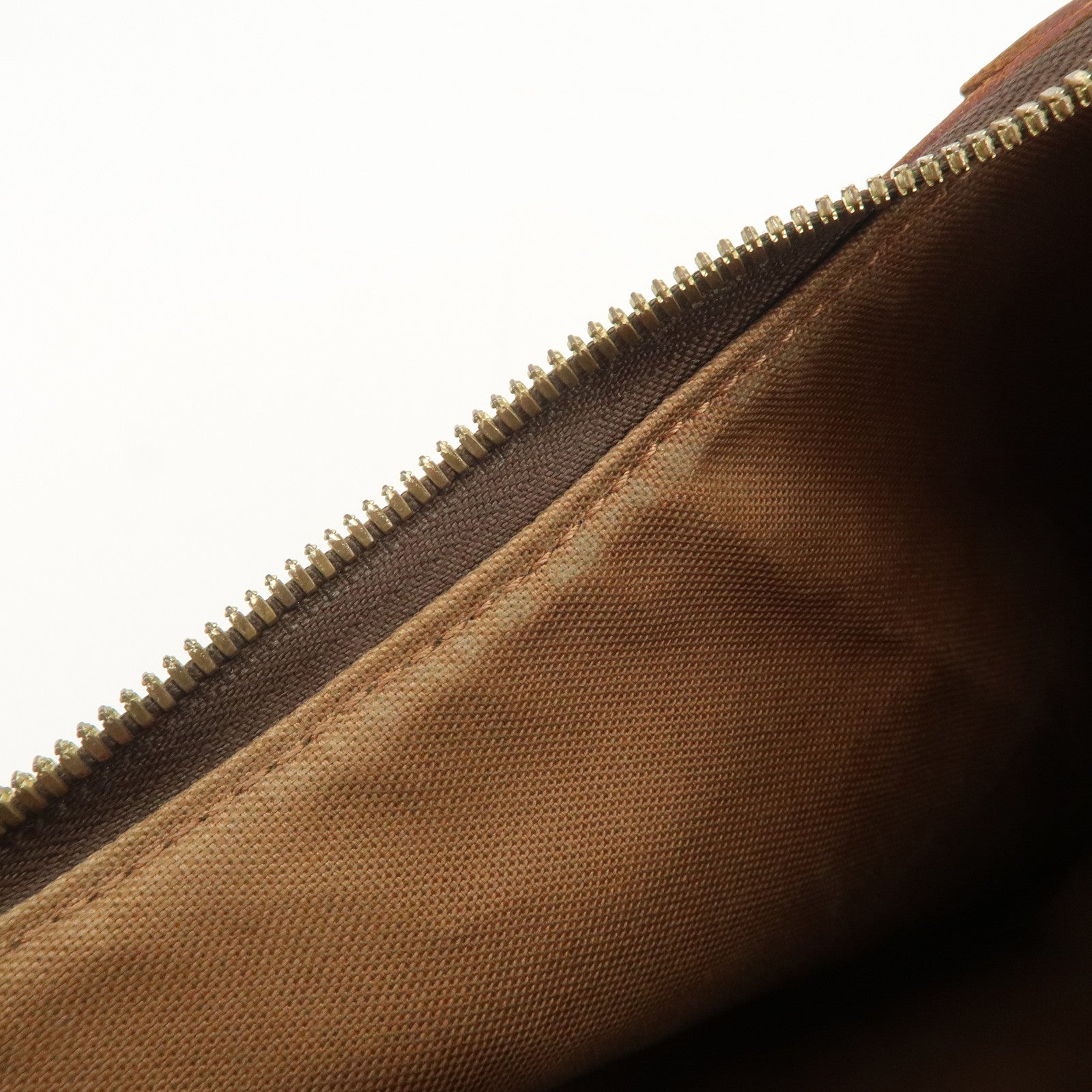Louis Vuitton Monogram Thames PM Shoulder Bag Brown M56384