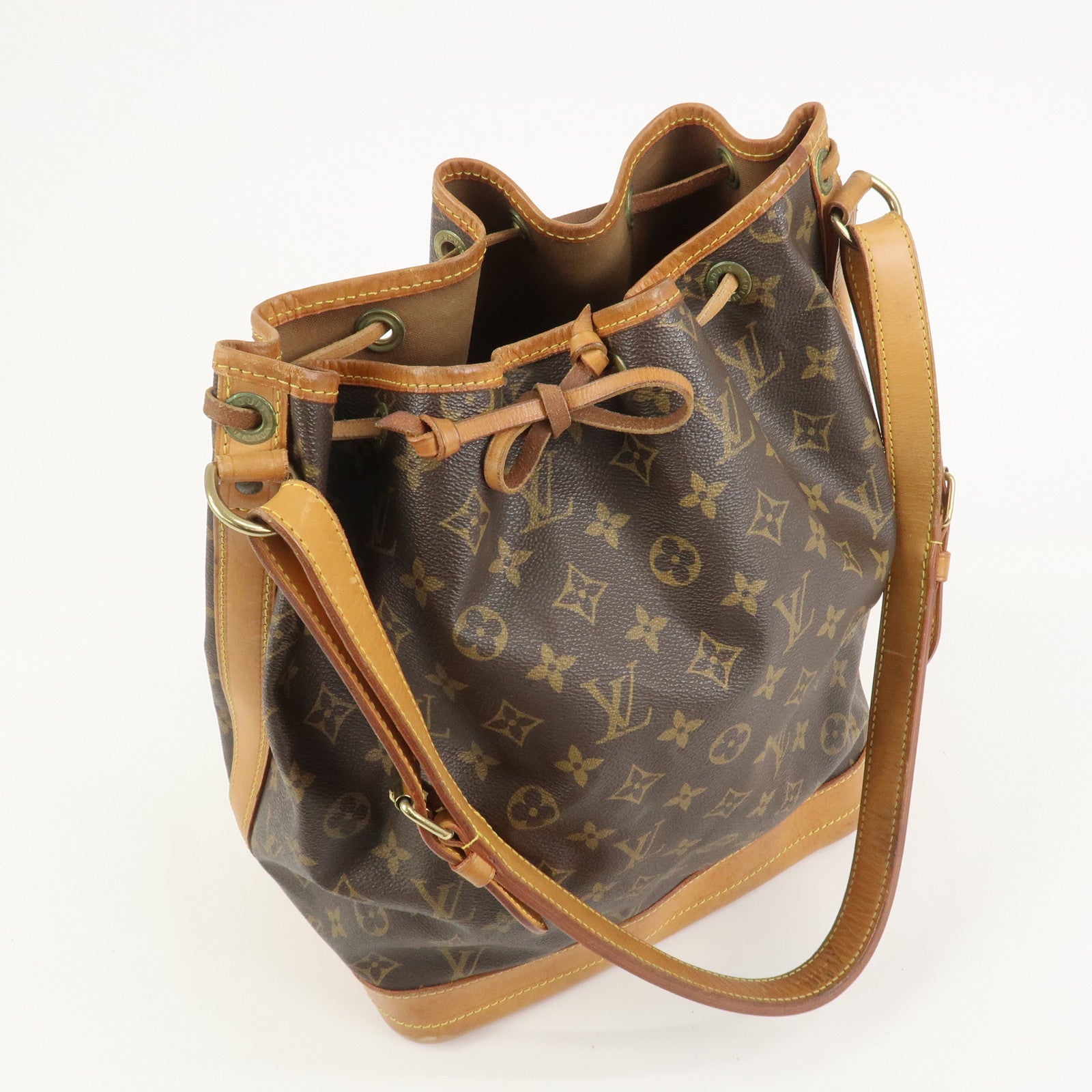 Louis Vuitton Monogram Noe Shoulder Bag Hand Bag Brown M42224