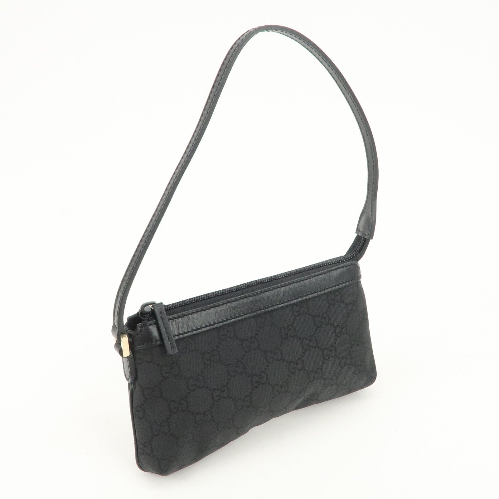 GUCCI GG Monogram Nylon Leather Shoulder Bag Pouch Black 272381