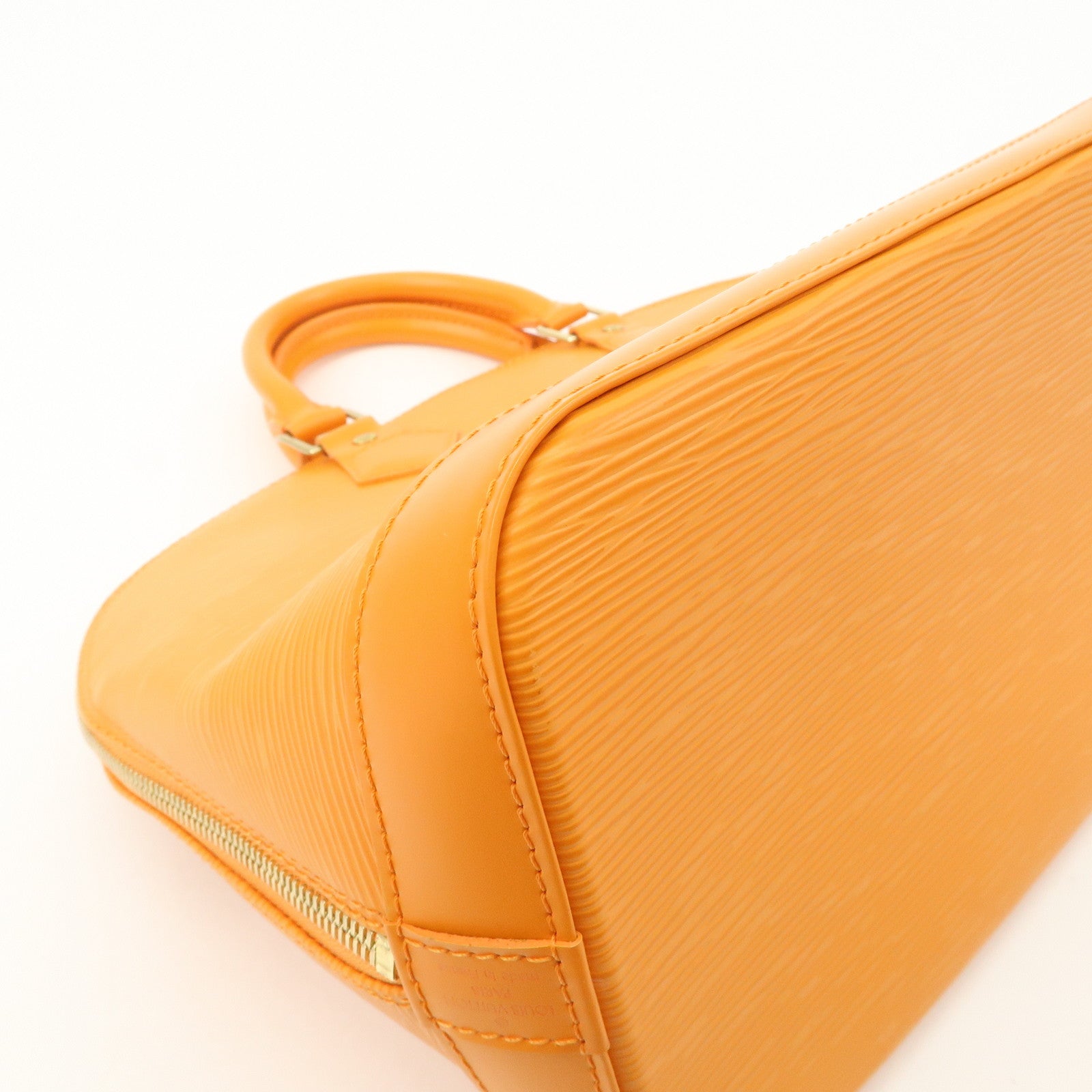 Louis Vuitton Epi Alma Hand Bag Mandarin Orange M5124H