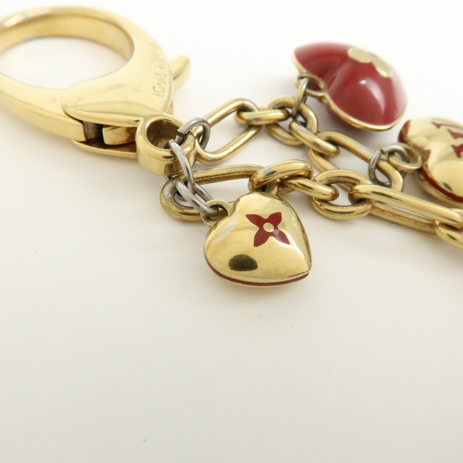 Louis Vuitton Bijoux Sac Coeur Pomme d'Amour Heart Bag Charm M65758