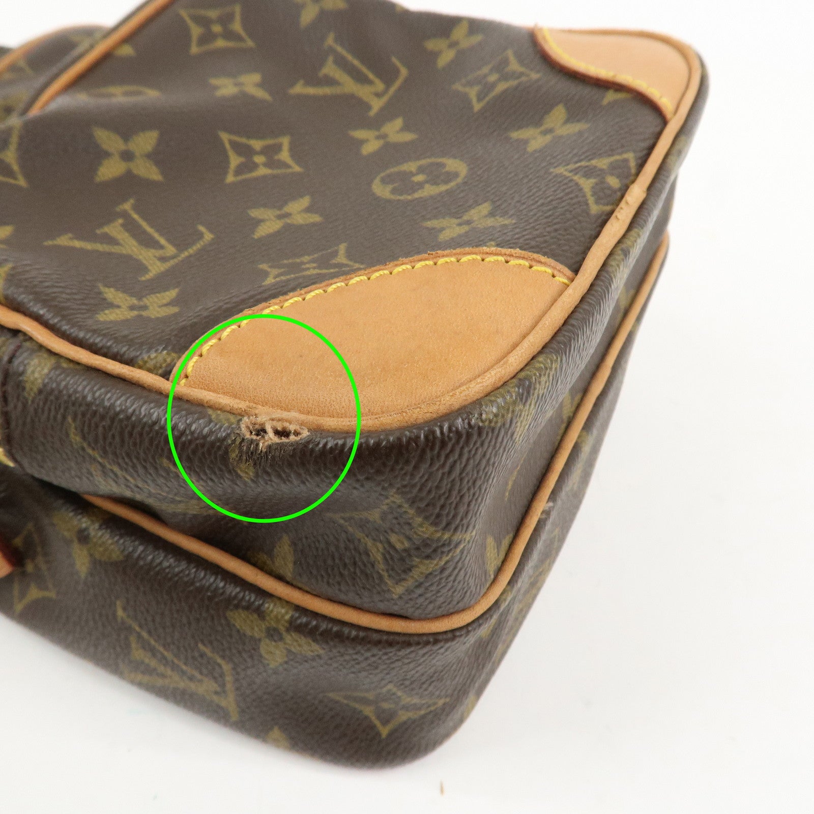 Louis Vuitton Monogram Amazone Shoulder Bag Crossbody Bag M45236