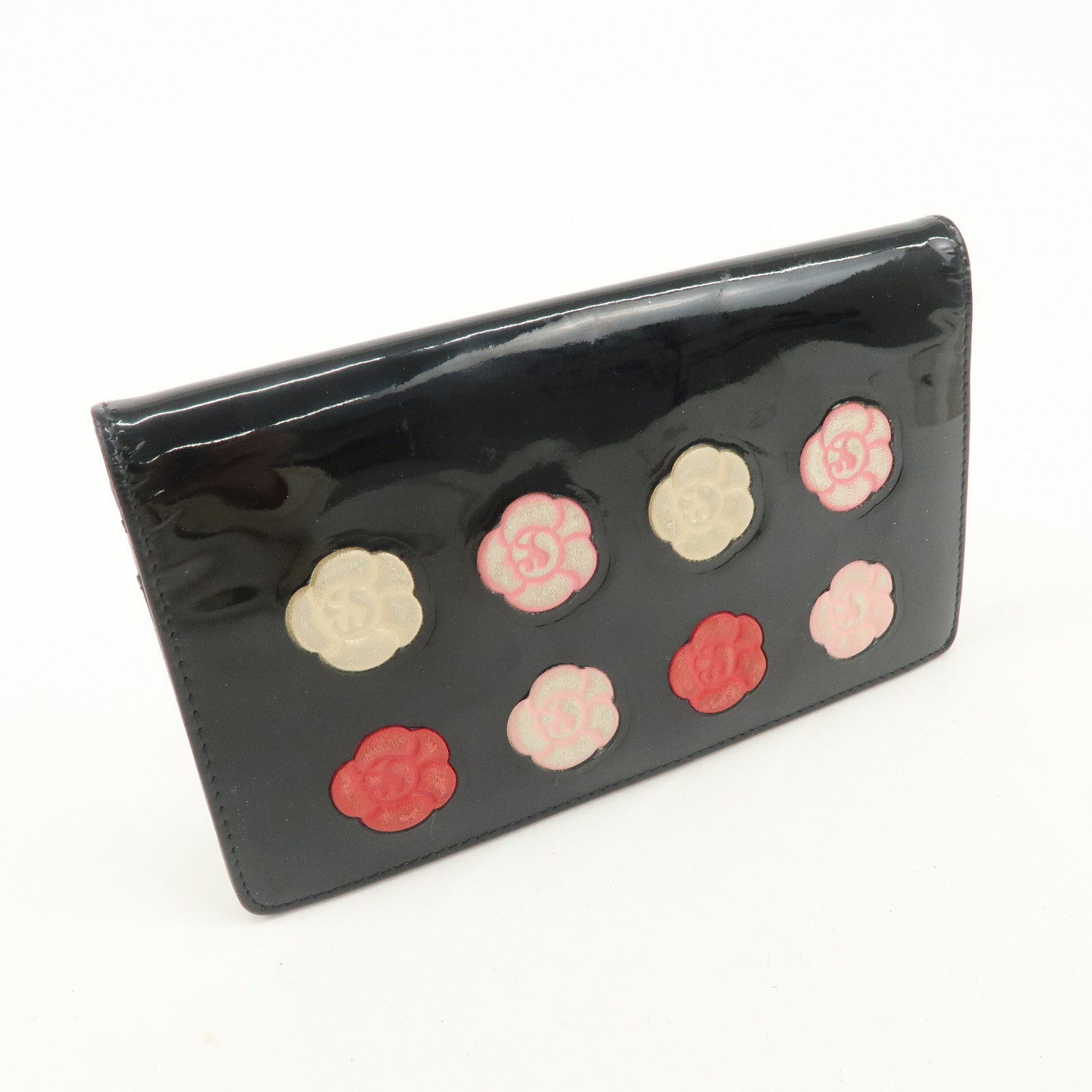 CHANEL Camelia Make Up Palette Patent Leather Long Wallet A46074 Used