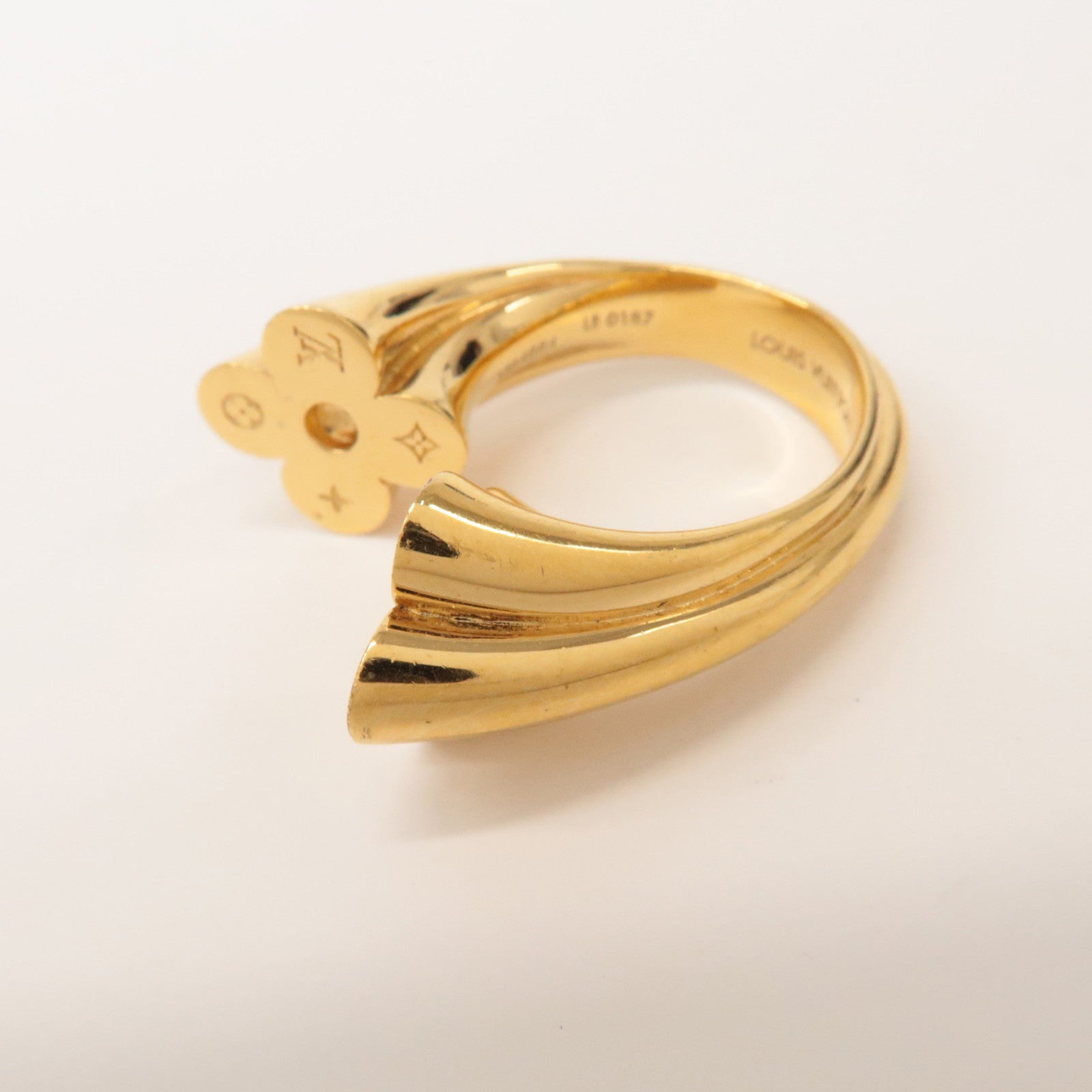 Louis Vuitton Bague First Flower Ring Metal Gold M64884