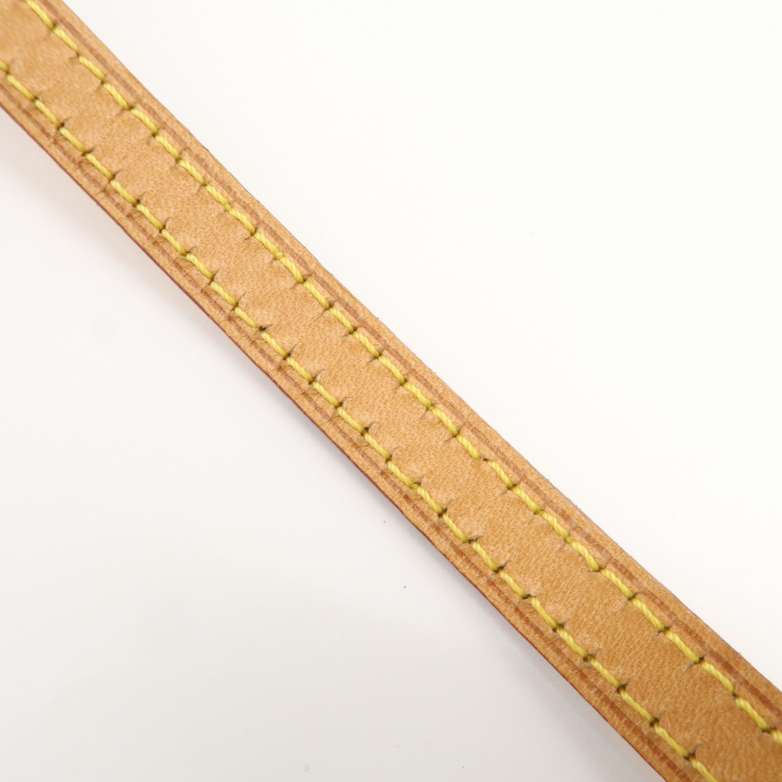 Louis Vuitton Nume Leather Adjustable Shoulder Strap 120cm J52314