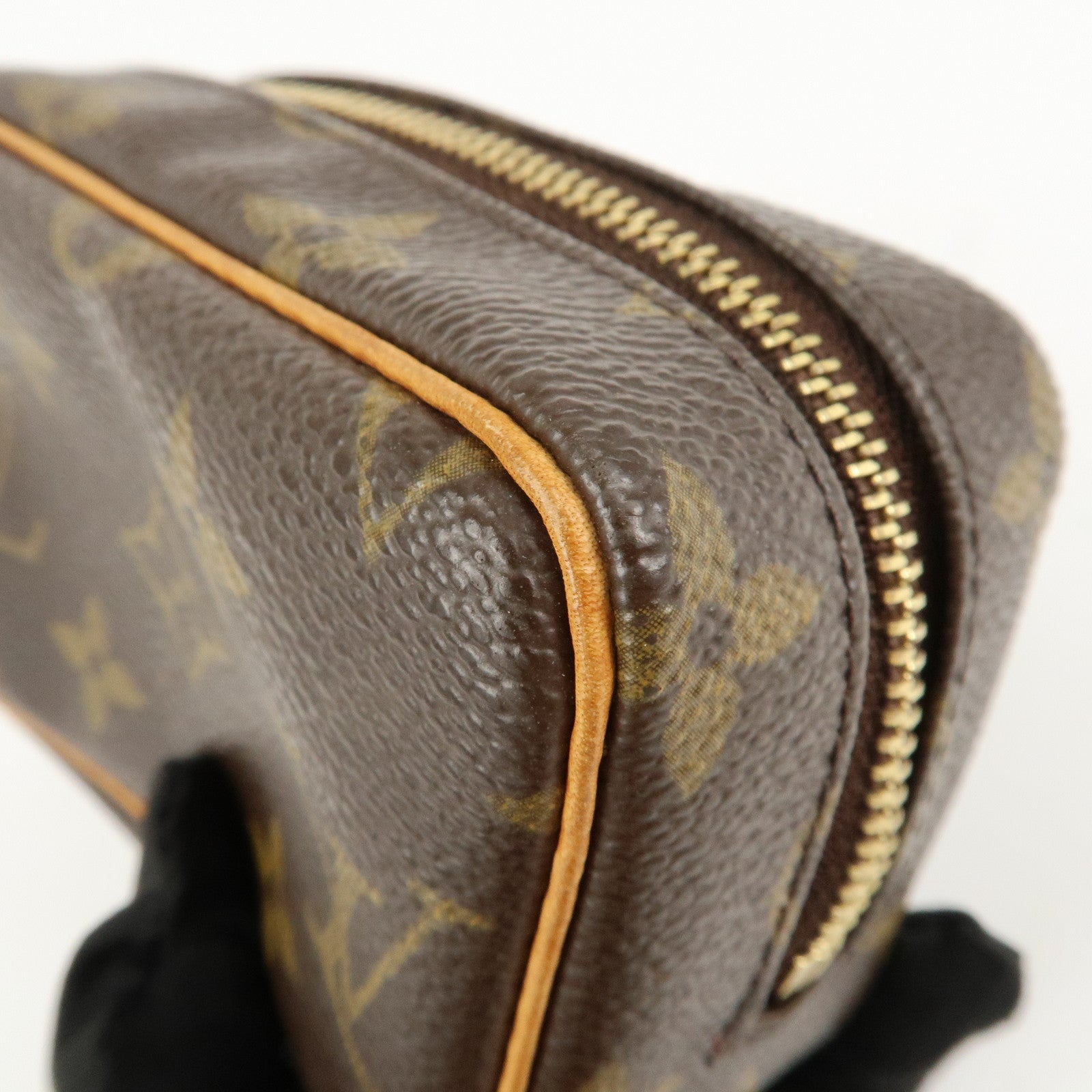 Louis Vuitton Monogram Trousse Wapity Pouch Camera Case M58030 Used