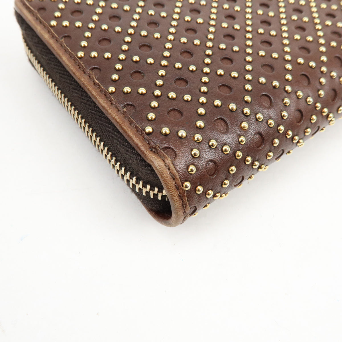 GUCCI Leather Round Zippy Long Wallet Studs Brown Gold 264733
