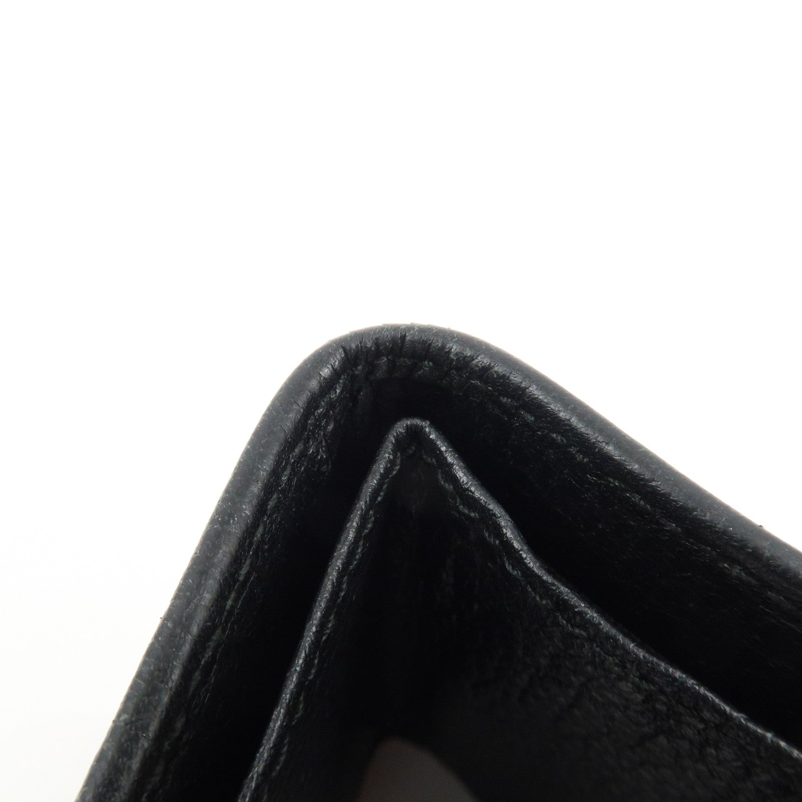 GUCCI GG Marmont Leather Tri-fold Compact Wallet Black 523277