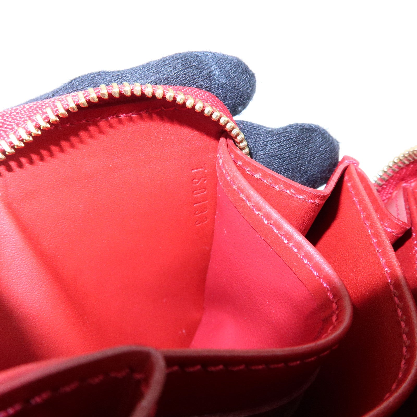 Louis Vuitton Monogram Vernis Zippy Coin Purse Pomme d'Amour M93608