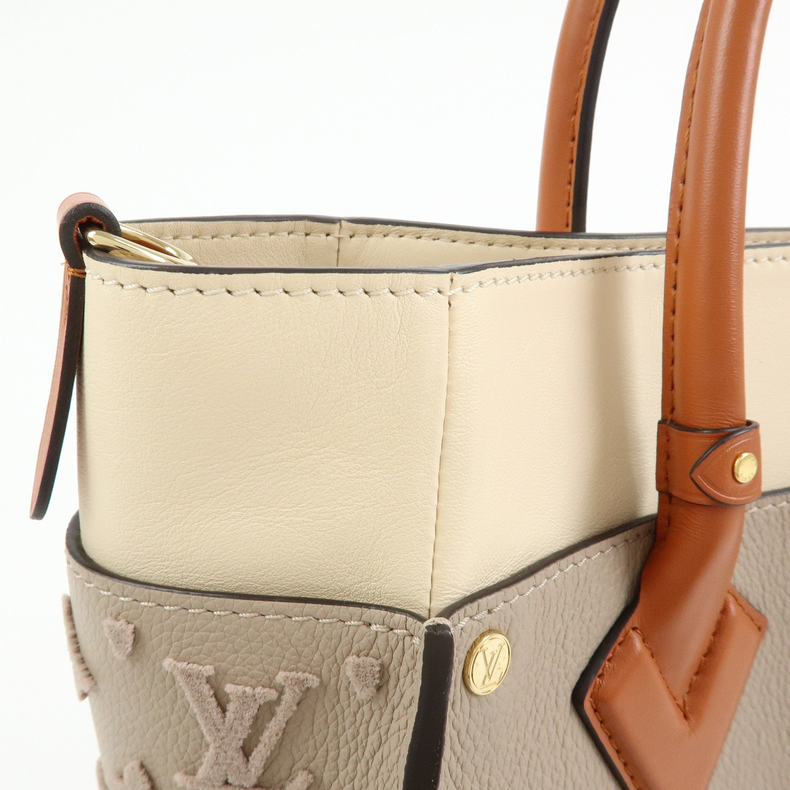 Louis Vuitton Monogram Tuffetage On My Side MM 2Way Bag M53825