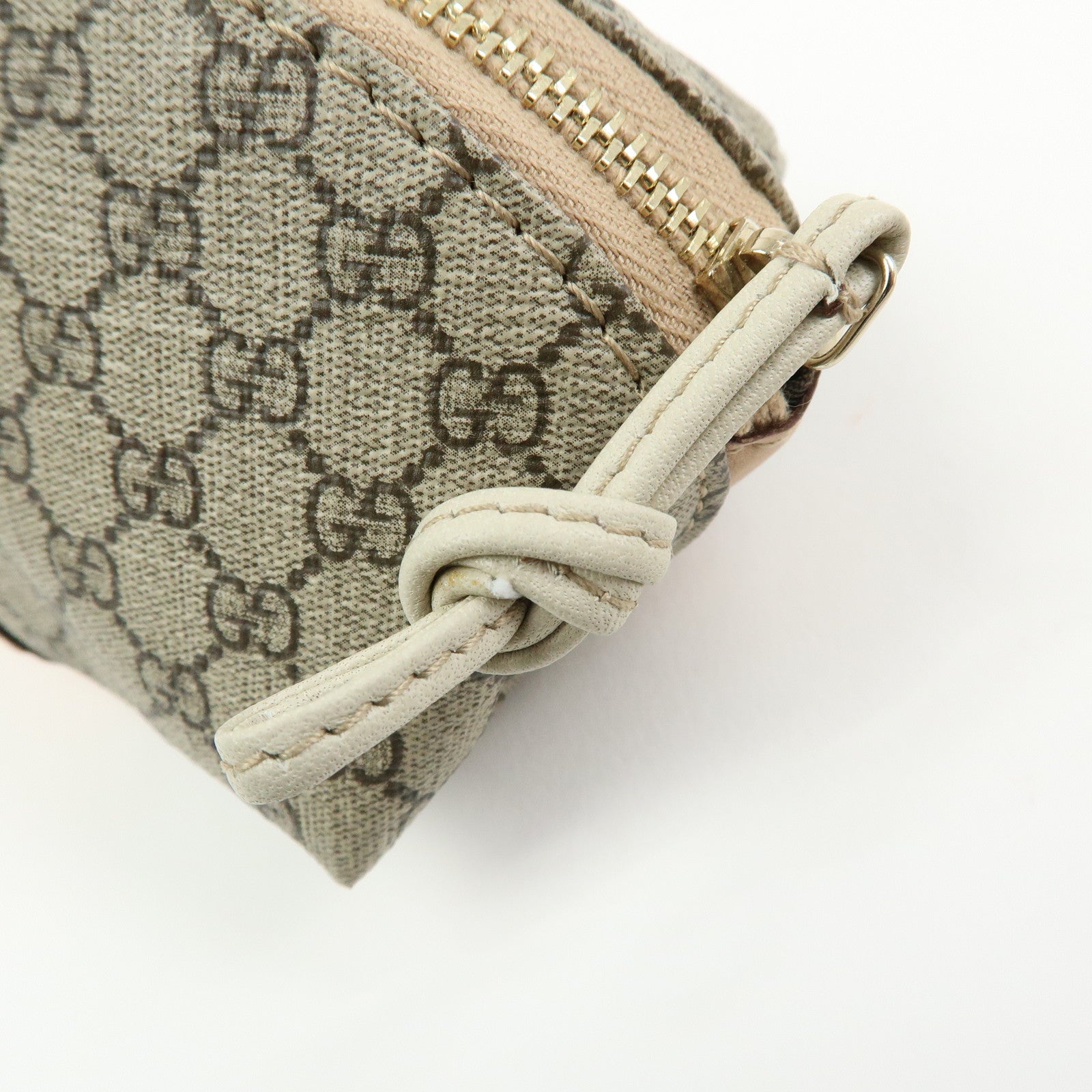 GUCCI GG Supreme Leather Pig Coin Case Purse Zoo Series 256866