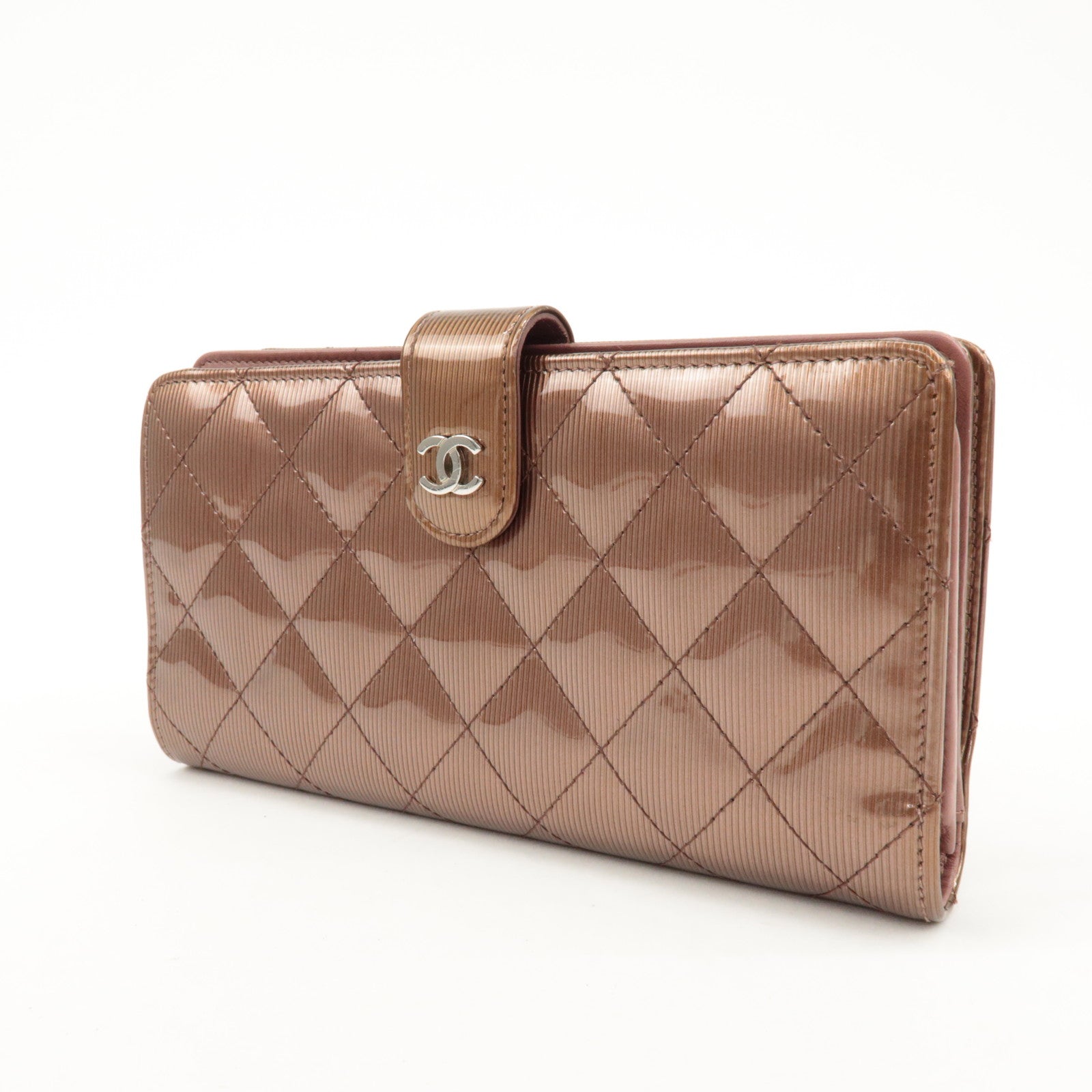 CHANEL Matelasse Patent Leather Long Wallet Silver HDW Brown Used