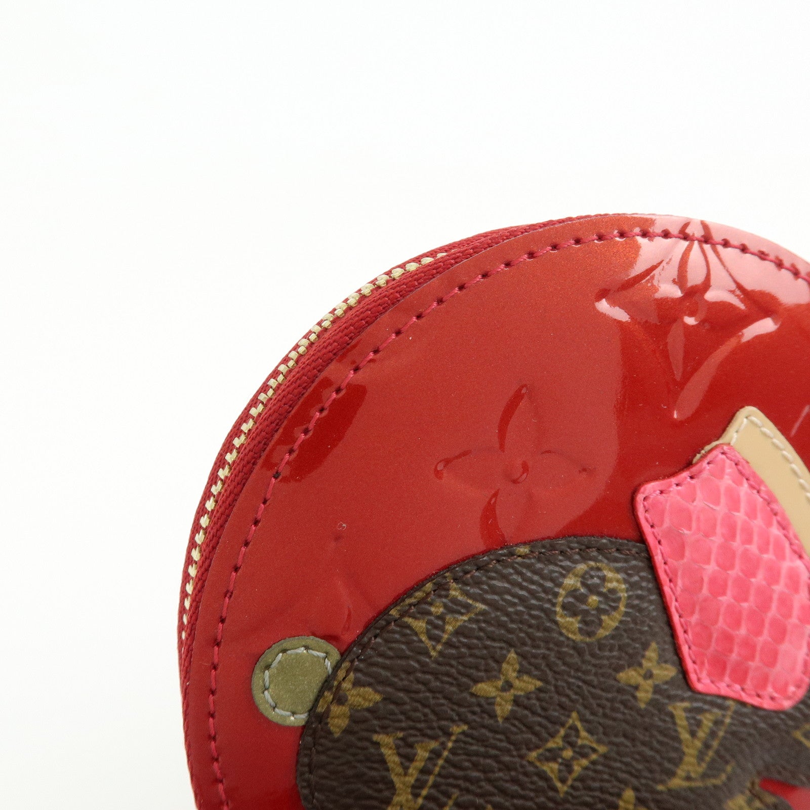 Louis Vuitton Monogram Vernis Leather Portemonnaie Lapin Coin Case
