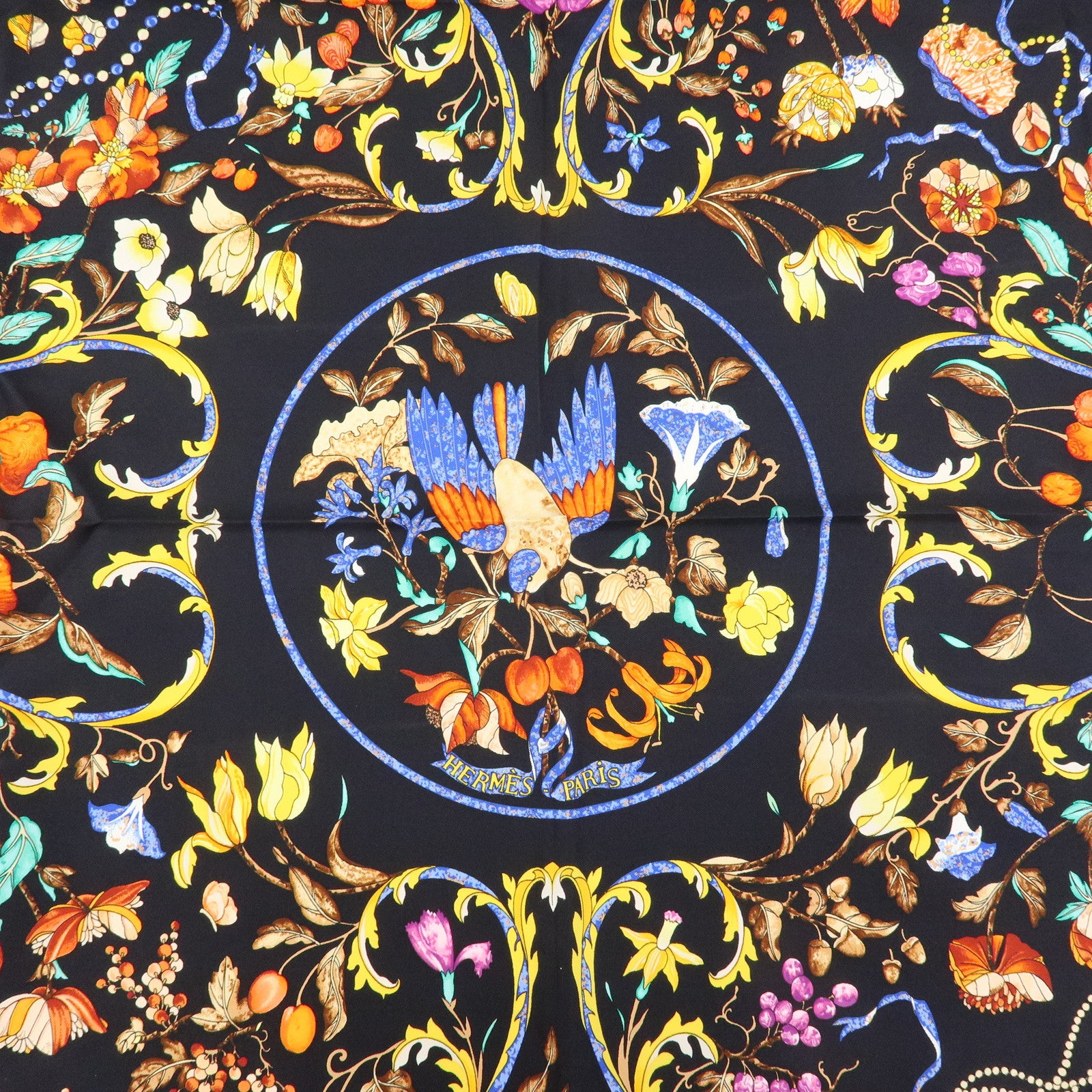 HERMES Carre 90 Silk 100% Scarf PIERRES D' ORIENT ET D' OCCIDENT