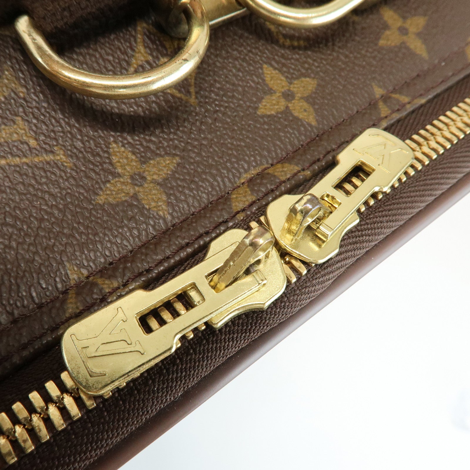 Louis Vuitton Pegase 60 Monogram Canvas Suitcase Luggage M23250