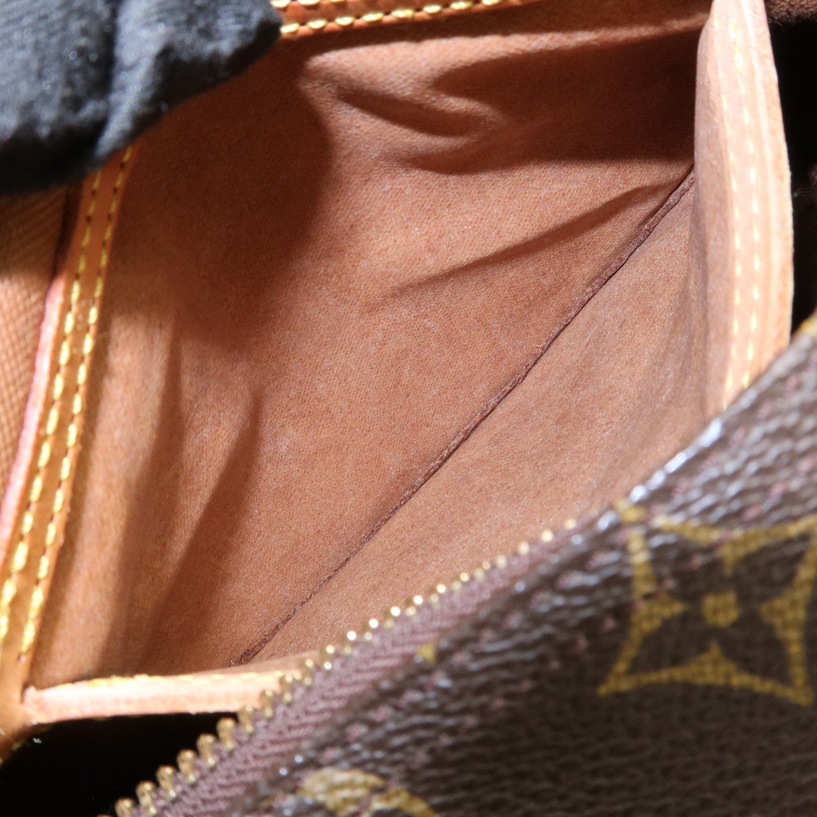 Louis Vuitton Monogram Speedy 25 Boston Bag Brown M41528