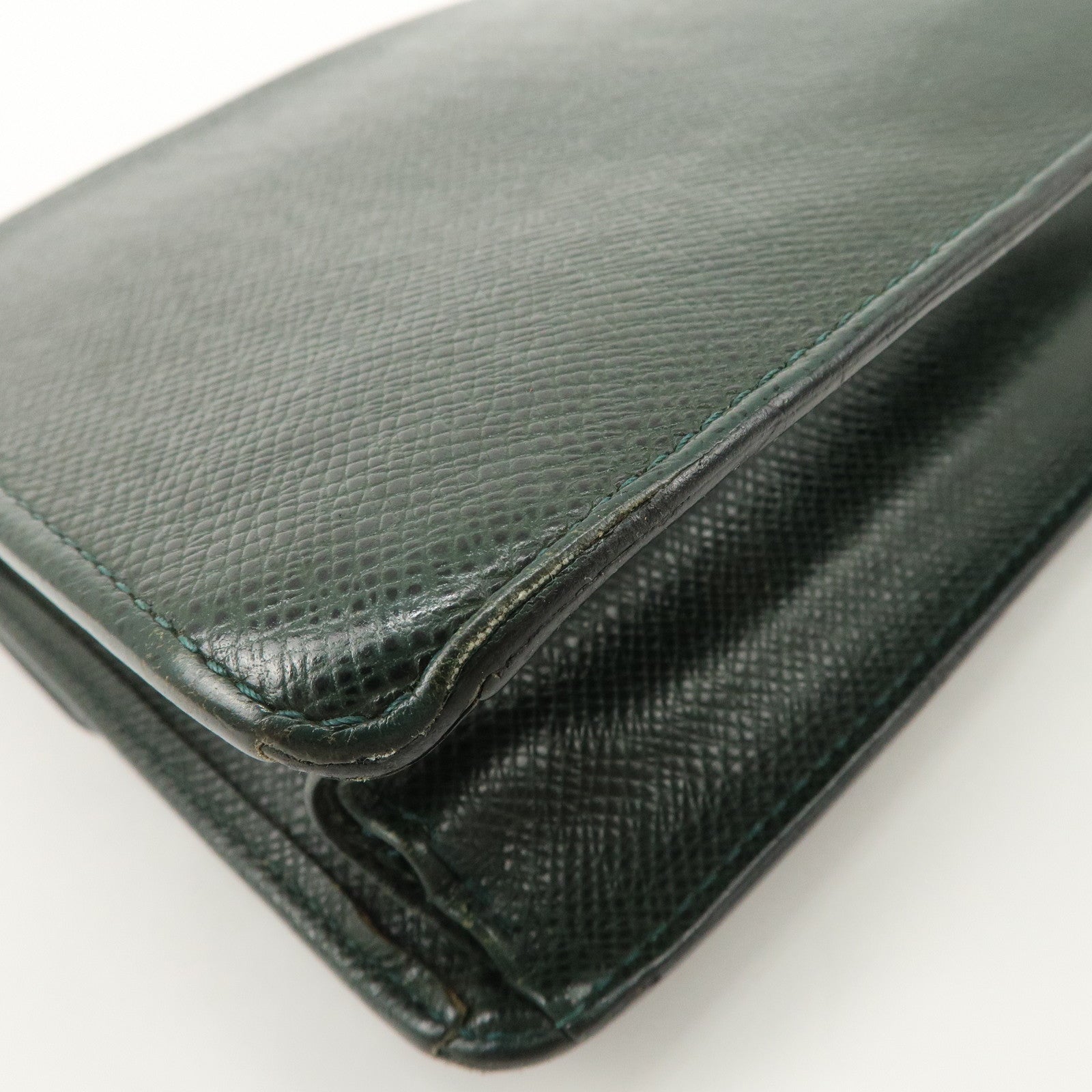 Louis Vuitton Taiga Leather Selenga Clutch Bag Epicea M30784 Used