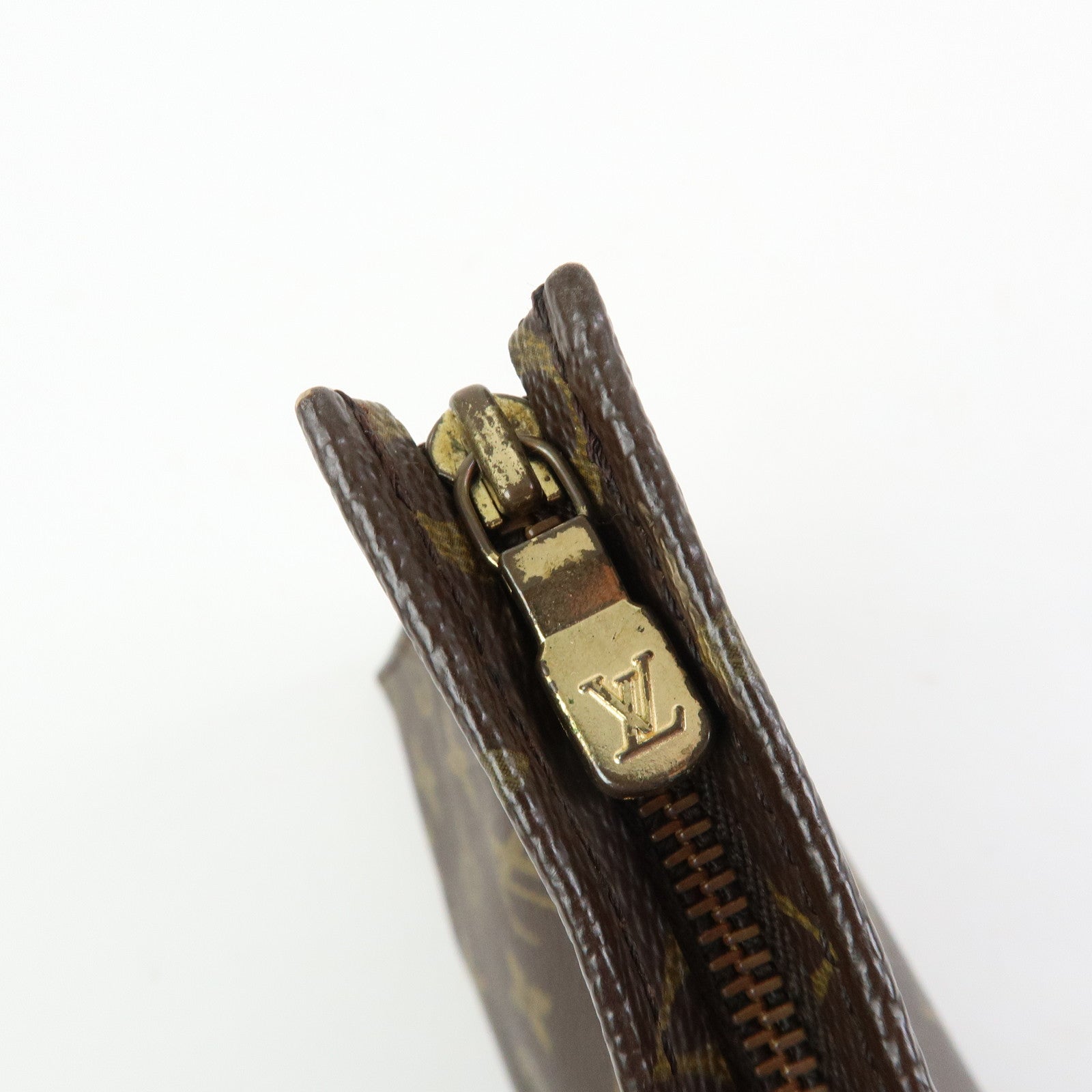 Louis Vuitton Monogram Poche Toilette 26 Clutch Bag Brown M47542