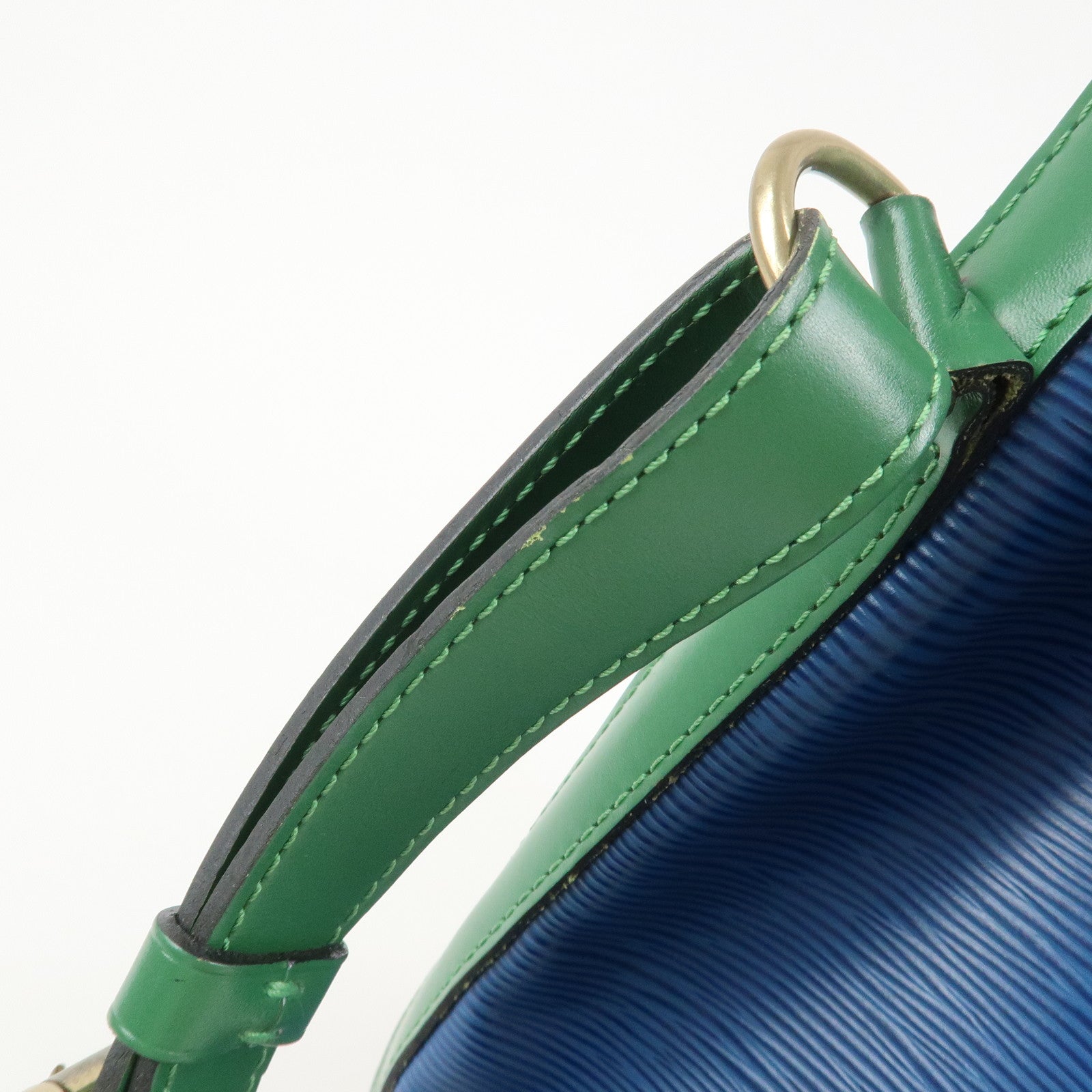 Louis Vuitton Epi Noe Tricolor Shoulder Bag Blue Green Red M44082