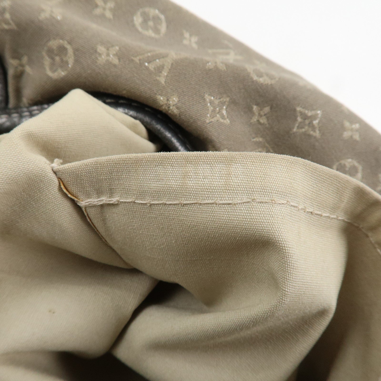 Louis Vuitton Monogram Mini Lin Manon MM ShoulderBag Platine M95618