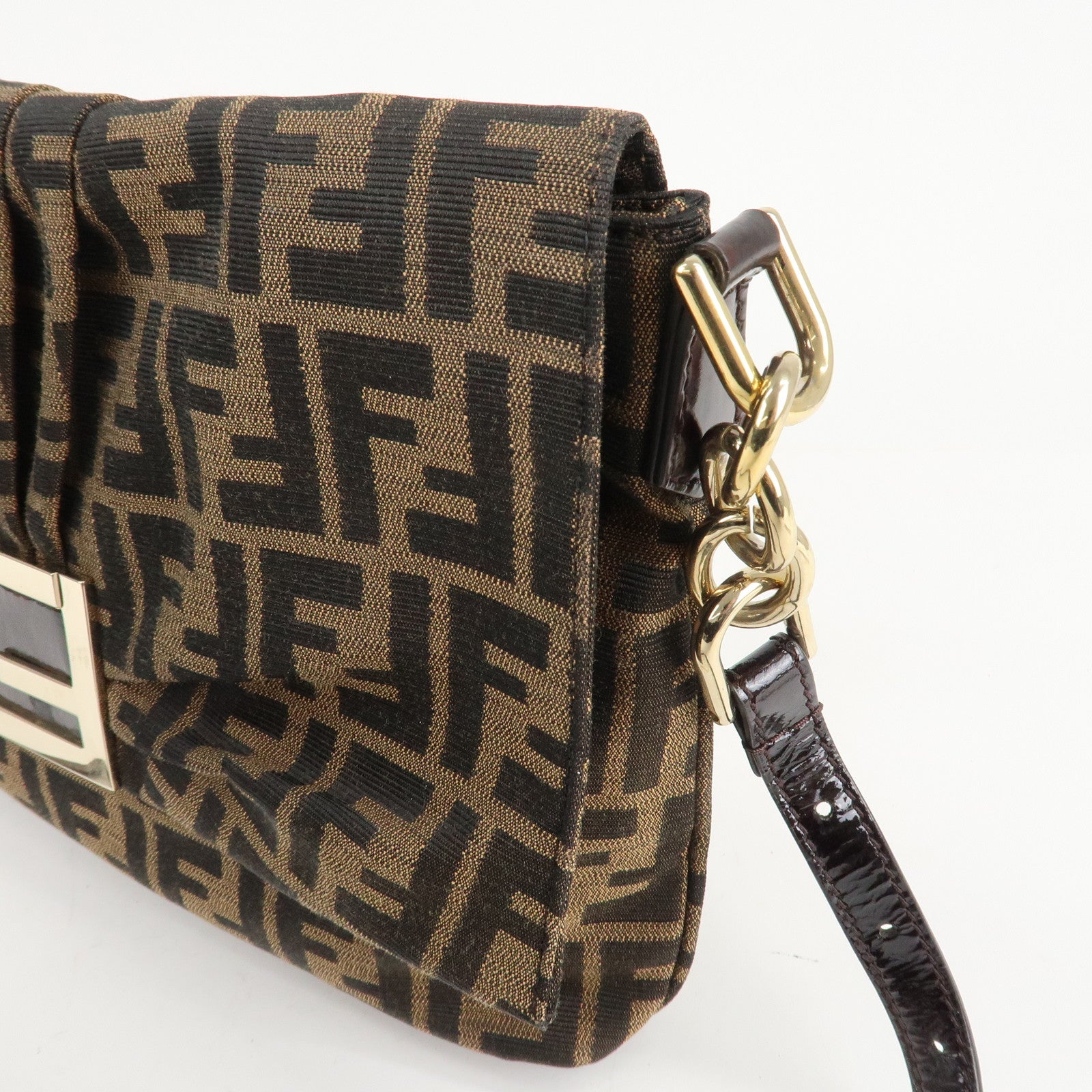 FENDI Zucca Canvas Patent Shoulder Bag Brown Black 8BT163 Used