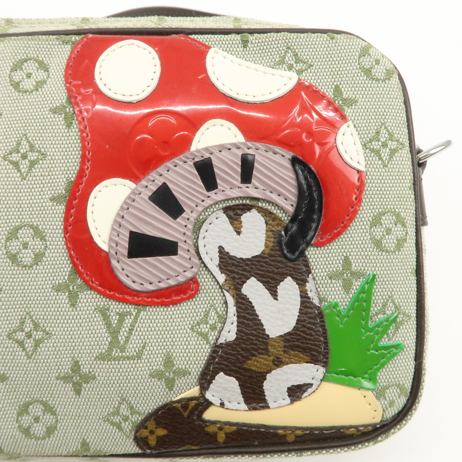 Louis Vuitton Monogram Mini Comte Dufé Pochette Fairy Tale M92274 Used