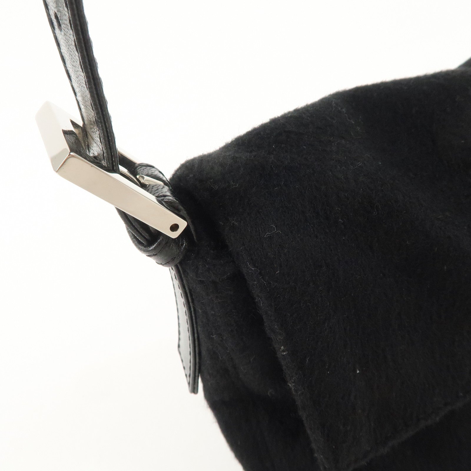 FENDI Mamma Baguette Cashmere Leather Shoulder Bag Black 26424 Used